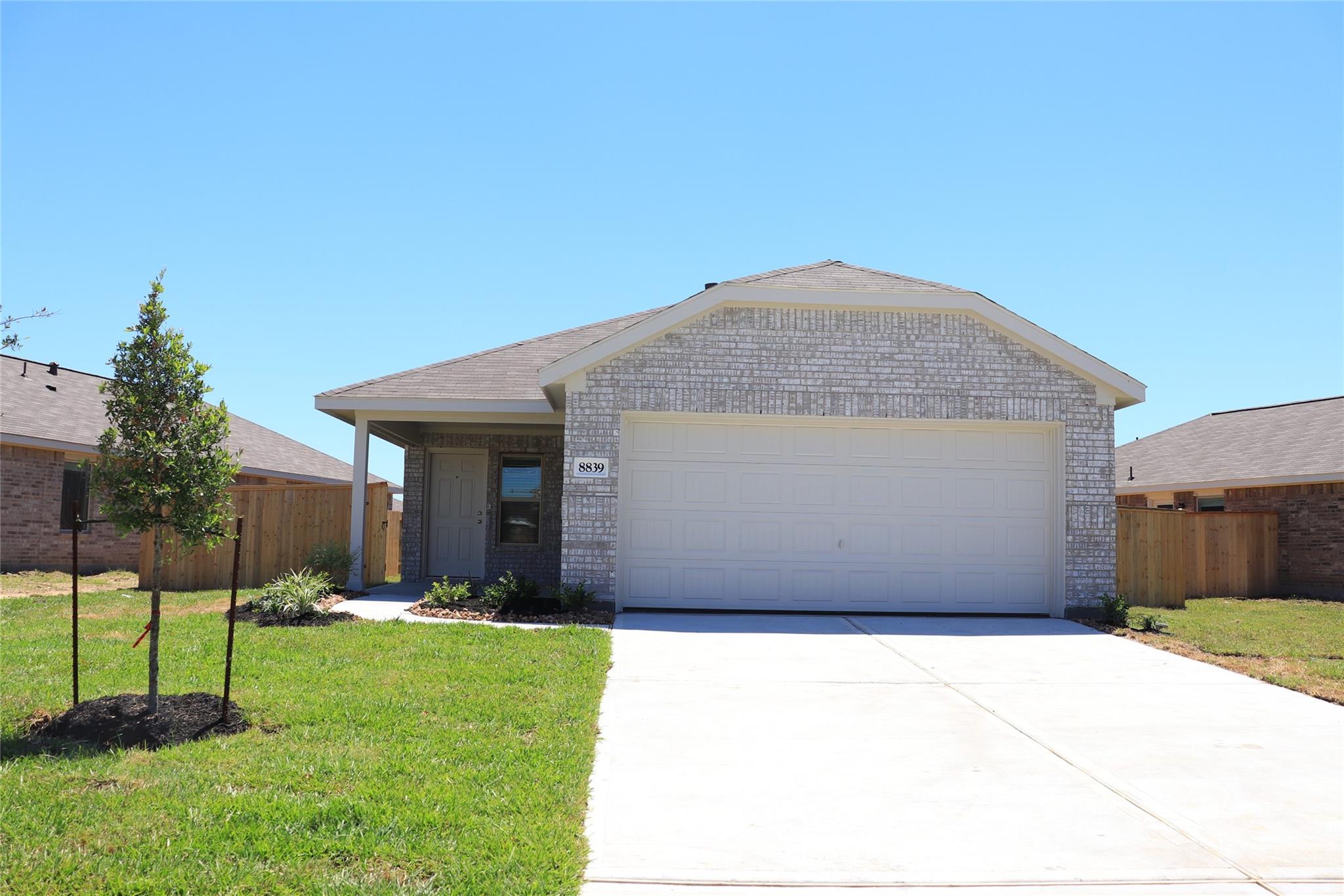 8839 Wooster Trail Drive, Baytown TX 77521 Property Photo 1