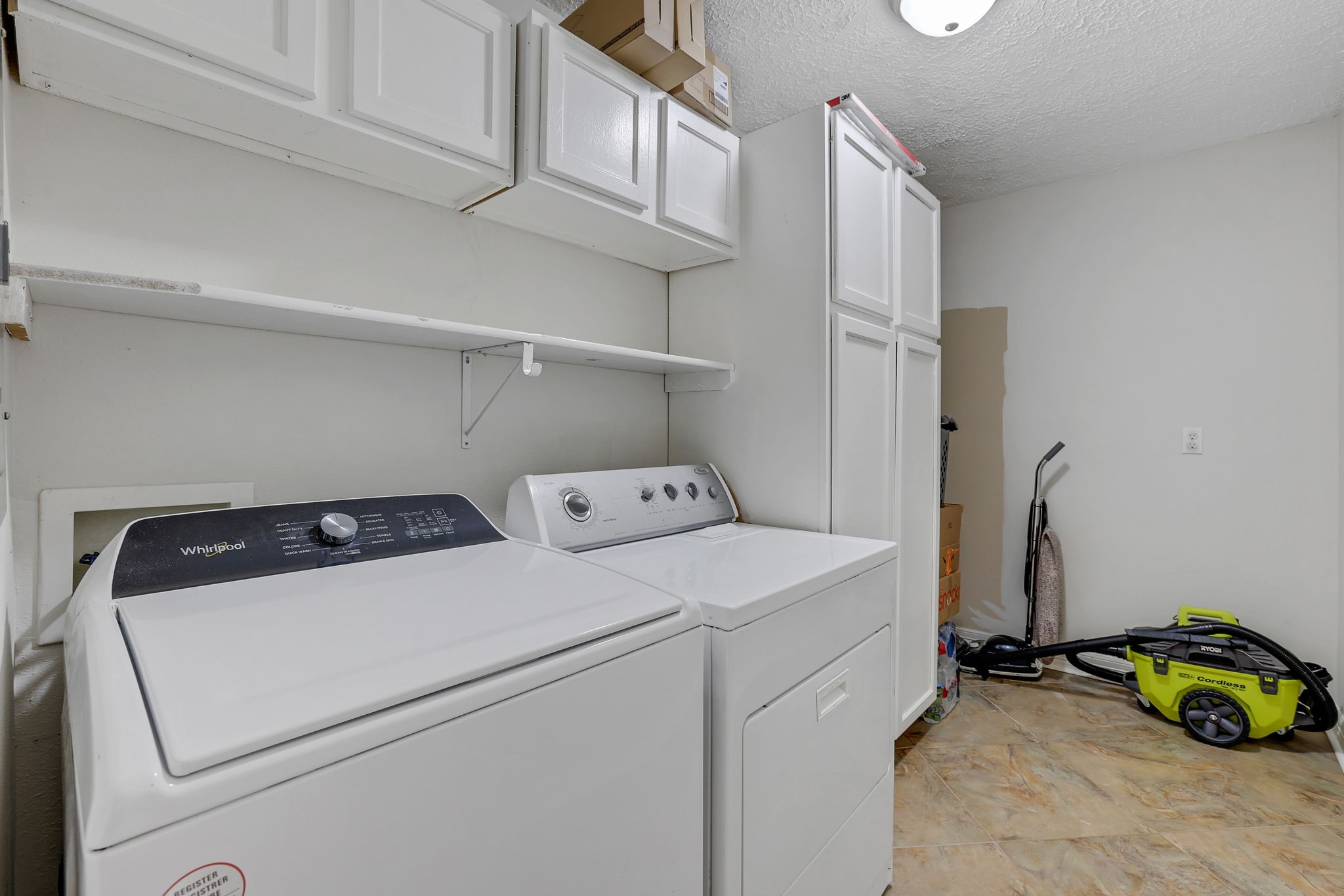 140 Elm Drive Property Photo 15