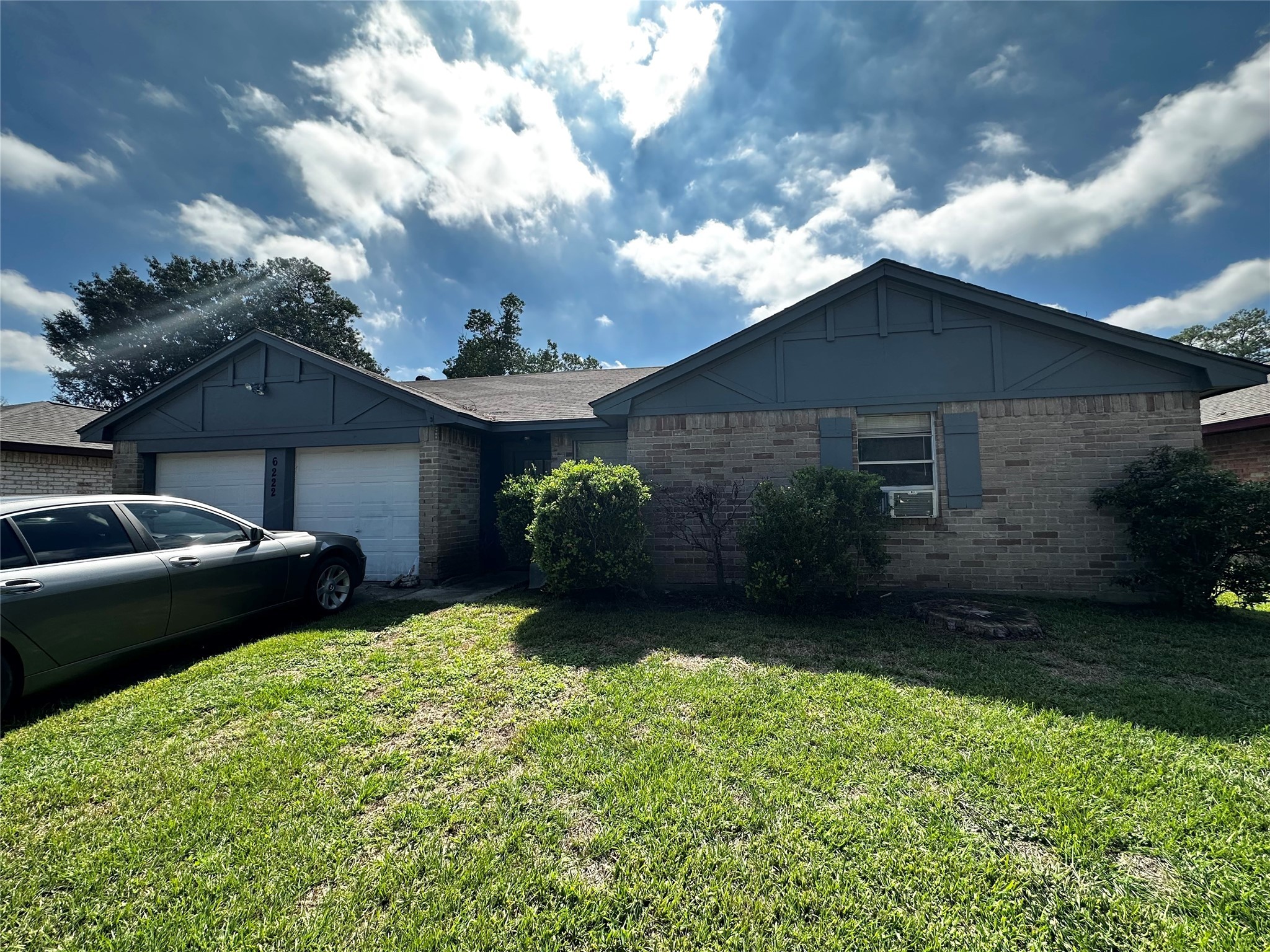 6222 Brookgate Drive Property Photo 3
