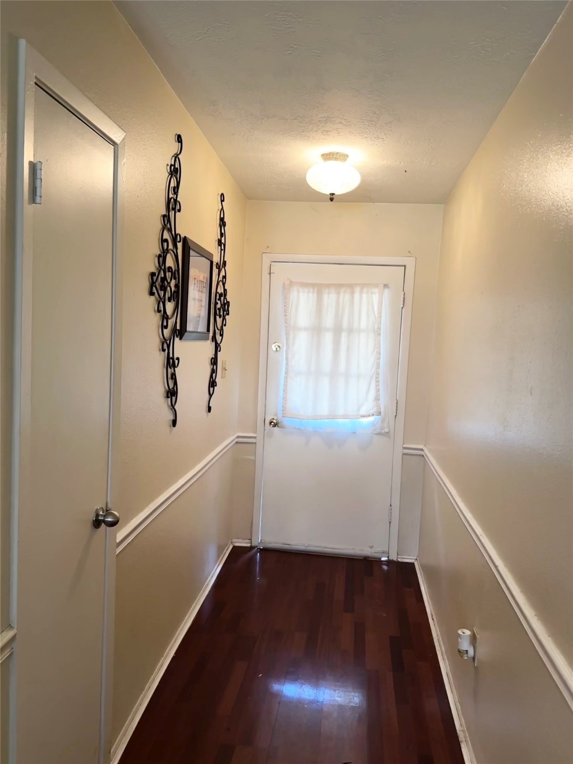 6222 Brookgate Drive Property Photo 8