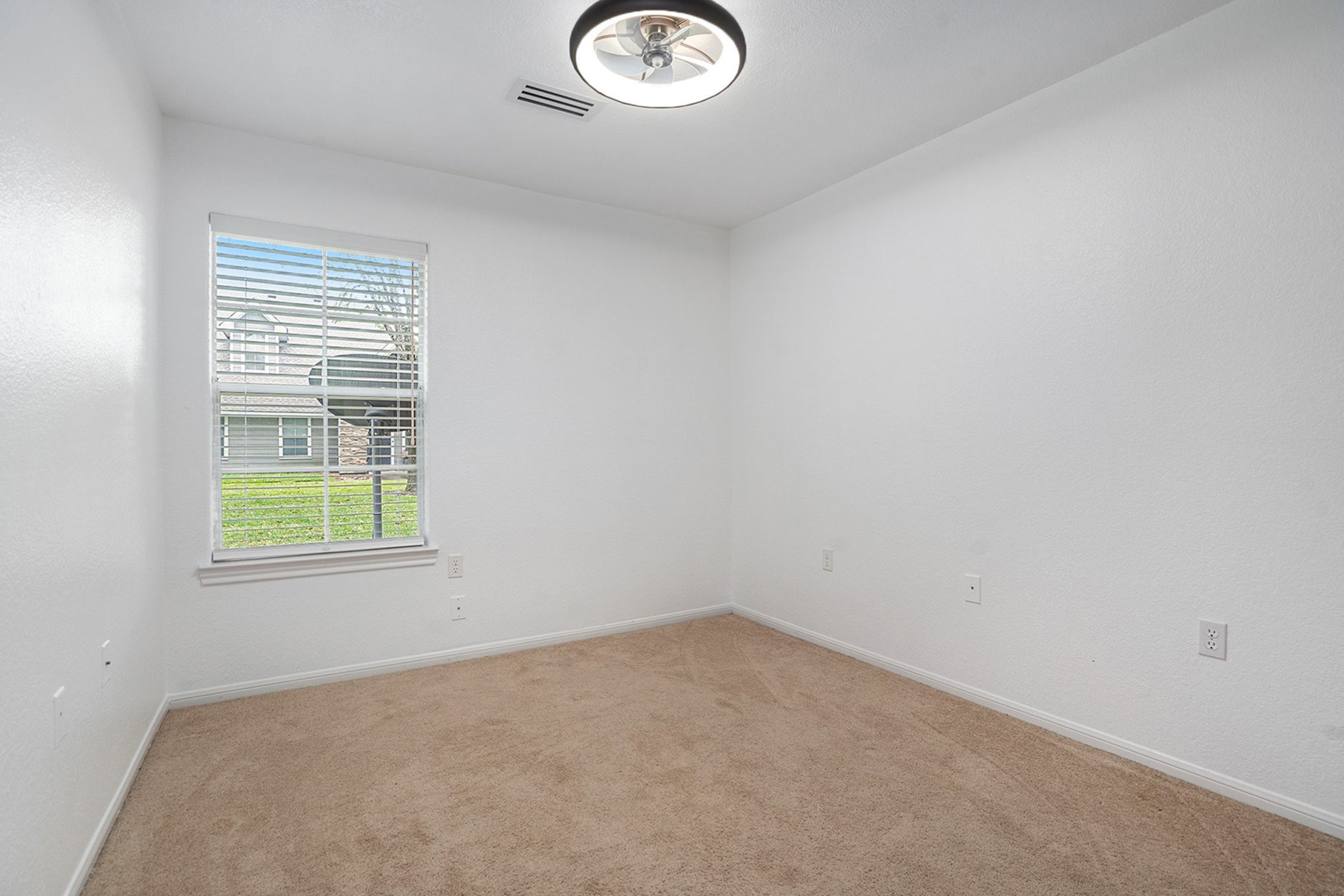 211 Hunt Road 211 Property Photo 11