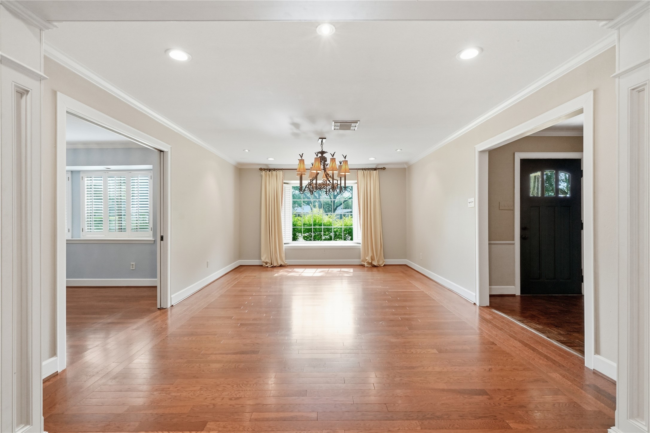 12435 Kimberley Lane Property Photo 3