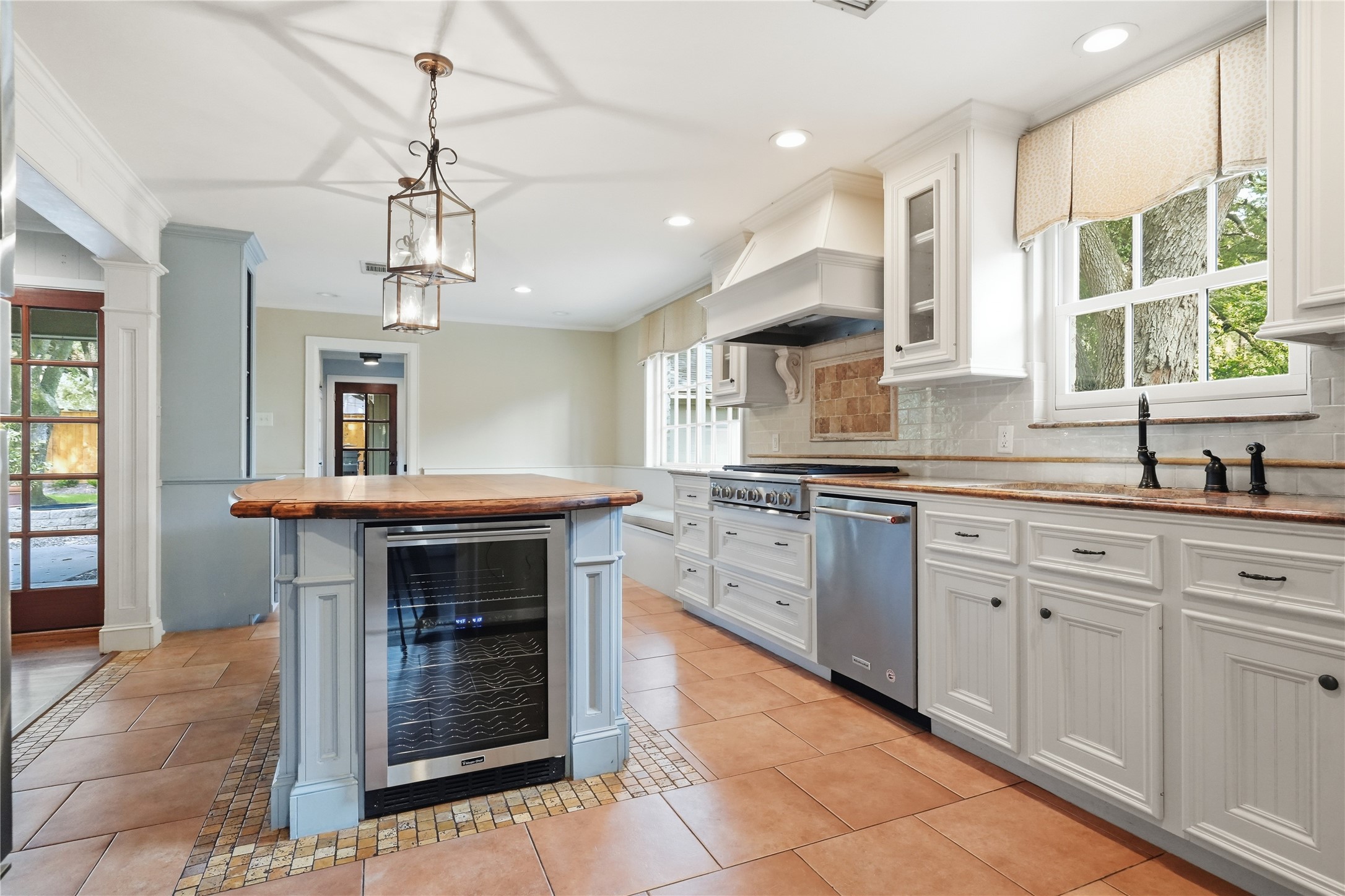 12435 Kimberley Lane Property Photo 6
