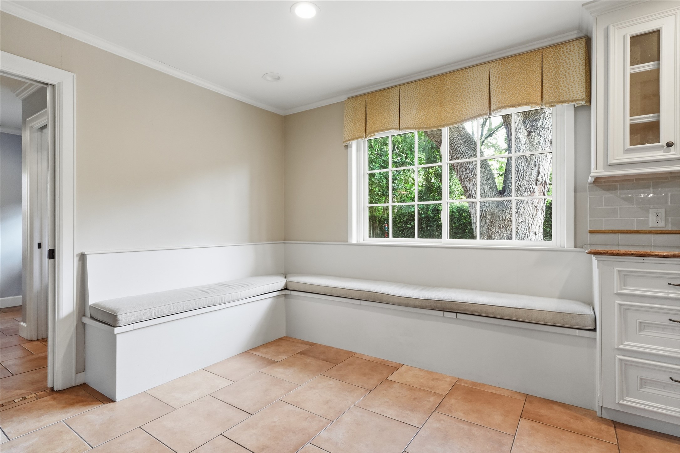 12435 Kimberley Lane Property Photo 8