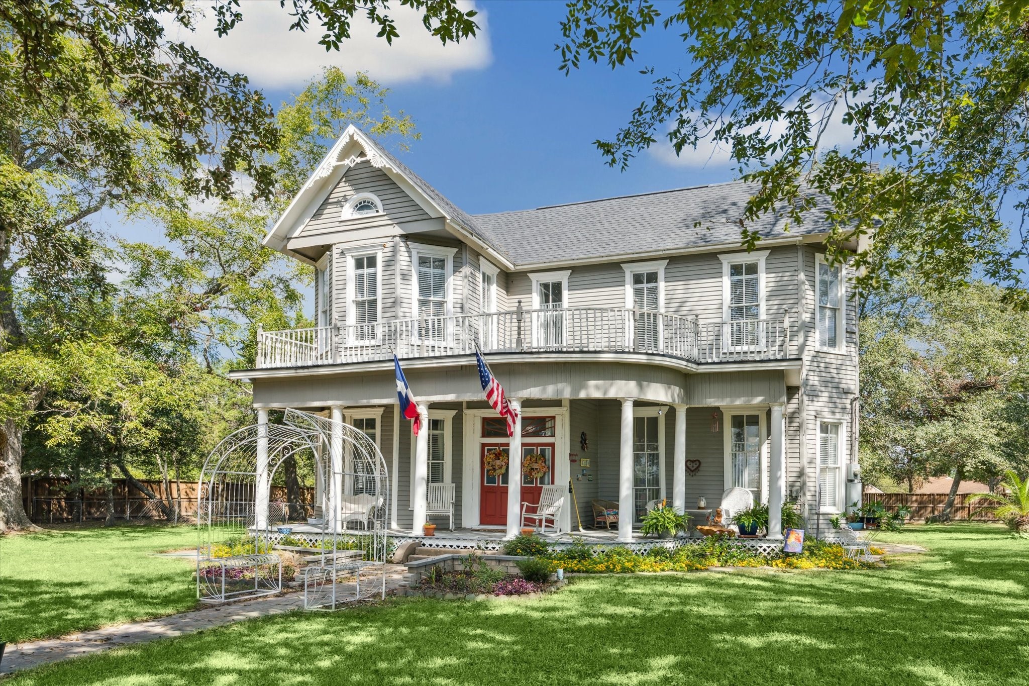 725 Columbus Road Property Photo
