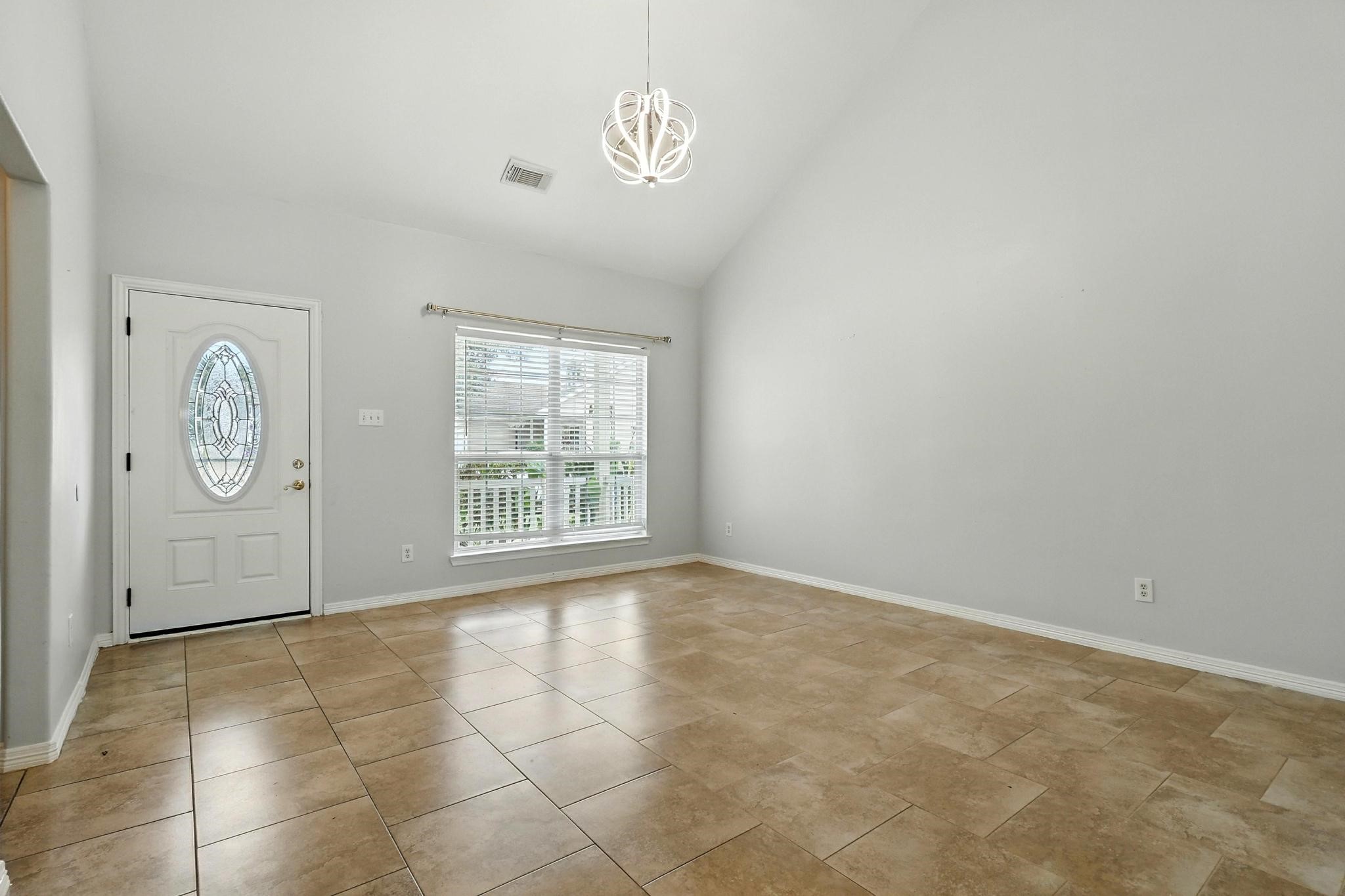 10123 Sweet Olive Way Property Photo 4