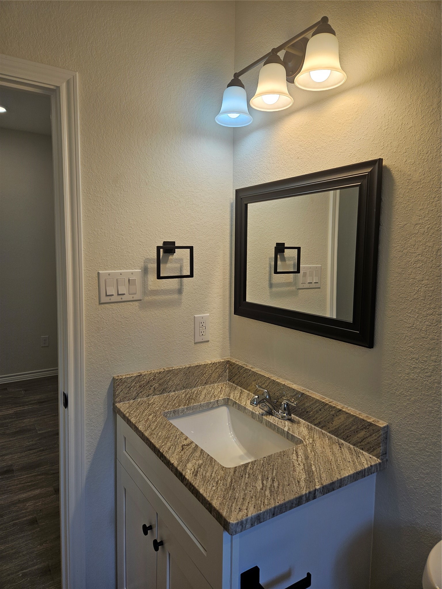 10090 Calendar Street Property Photo 9