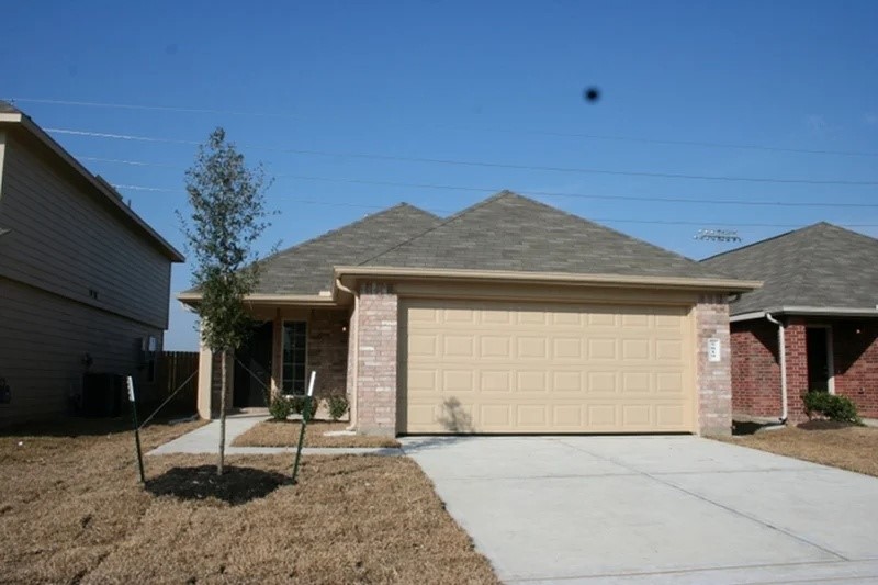 5819 Long Arbor Lane Property Photo 1