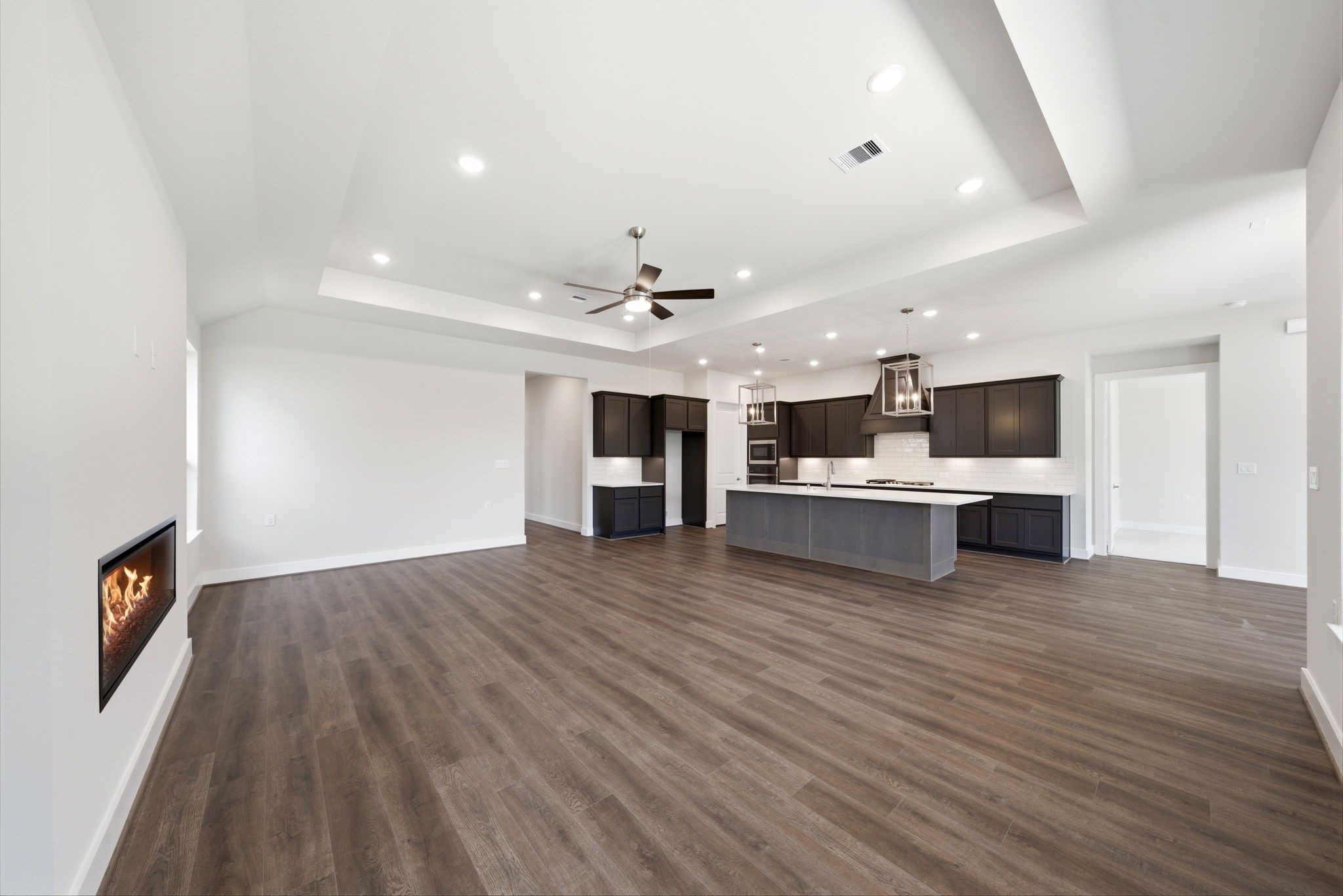10025 Larkin Cove Property Photo 2