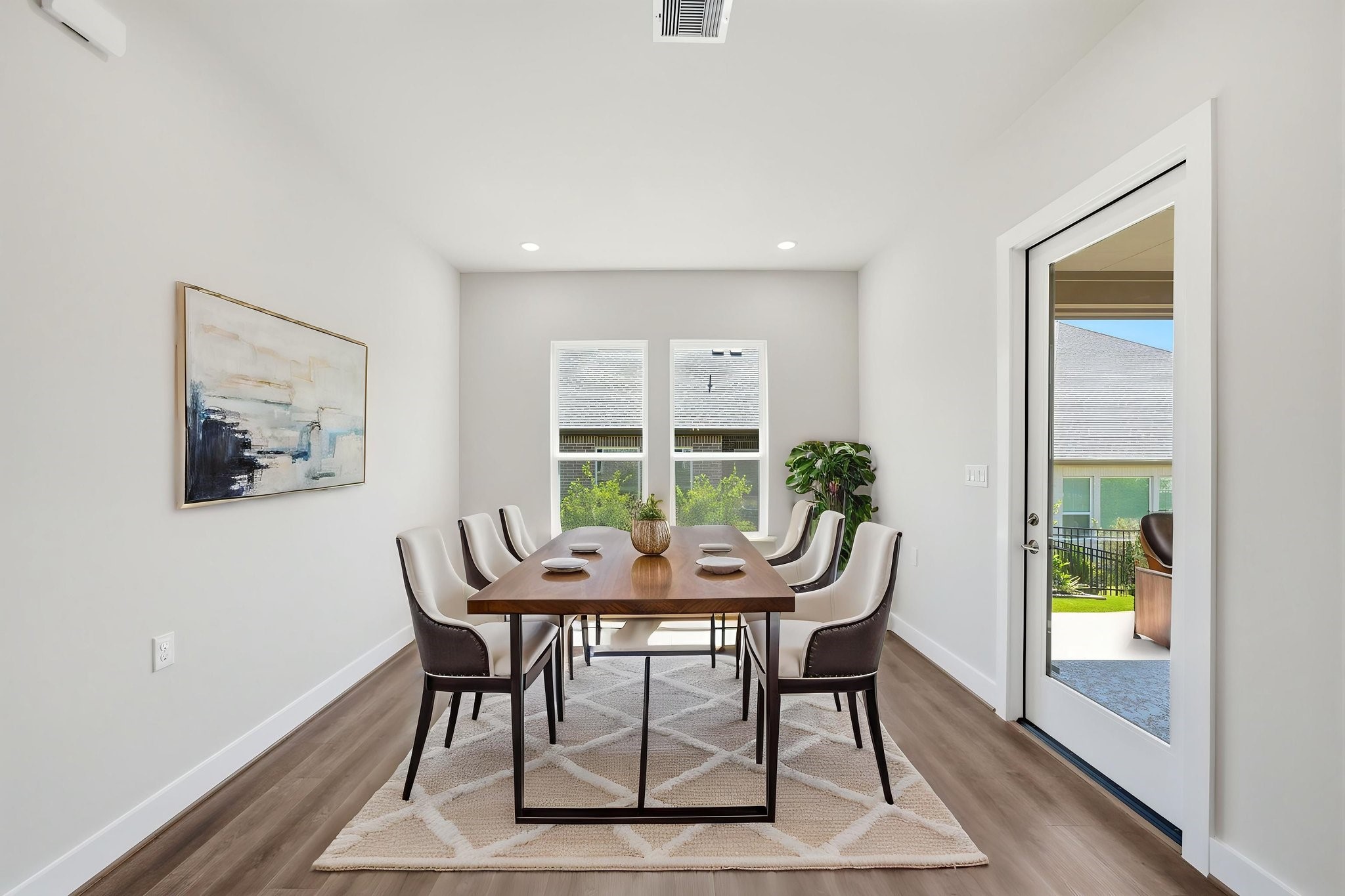 10025 Larkin Cove Property Photo 12