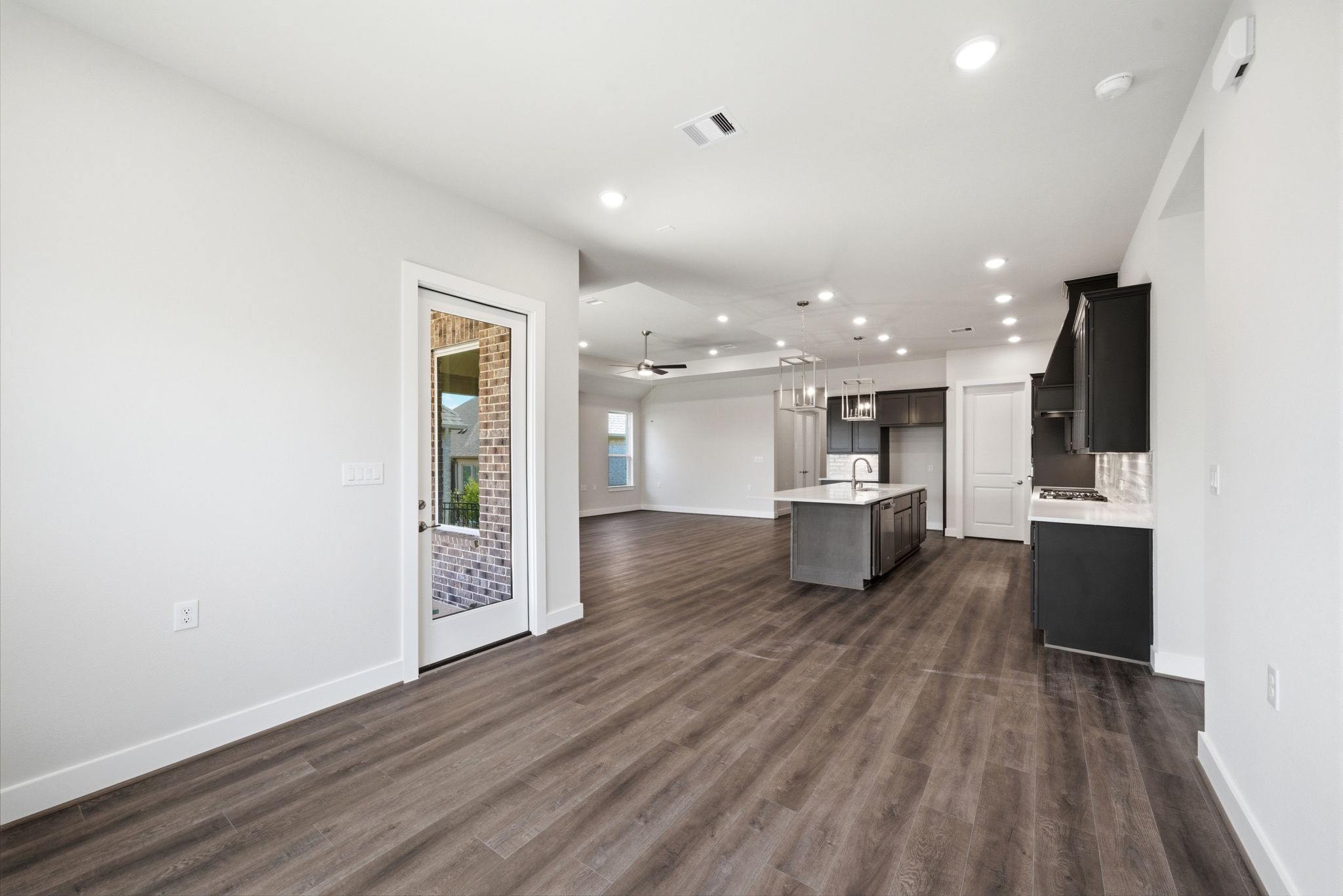 10025 Larkin Cove Property Photo 13