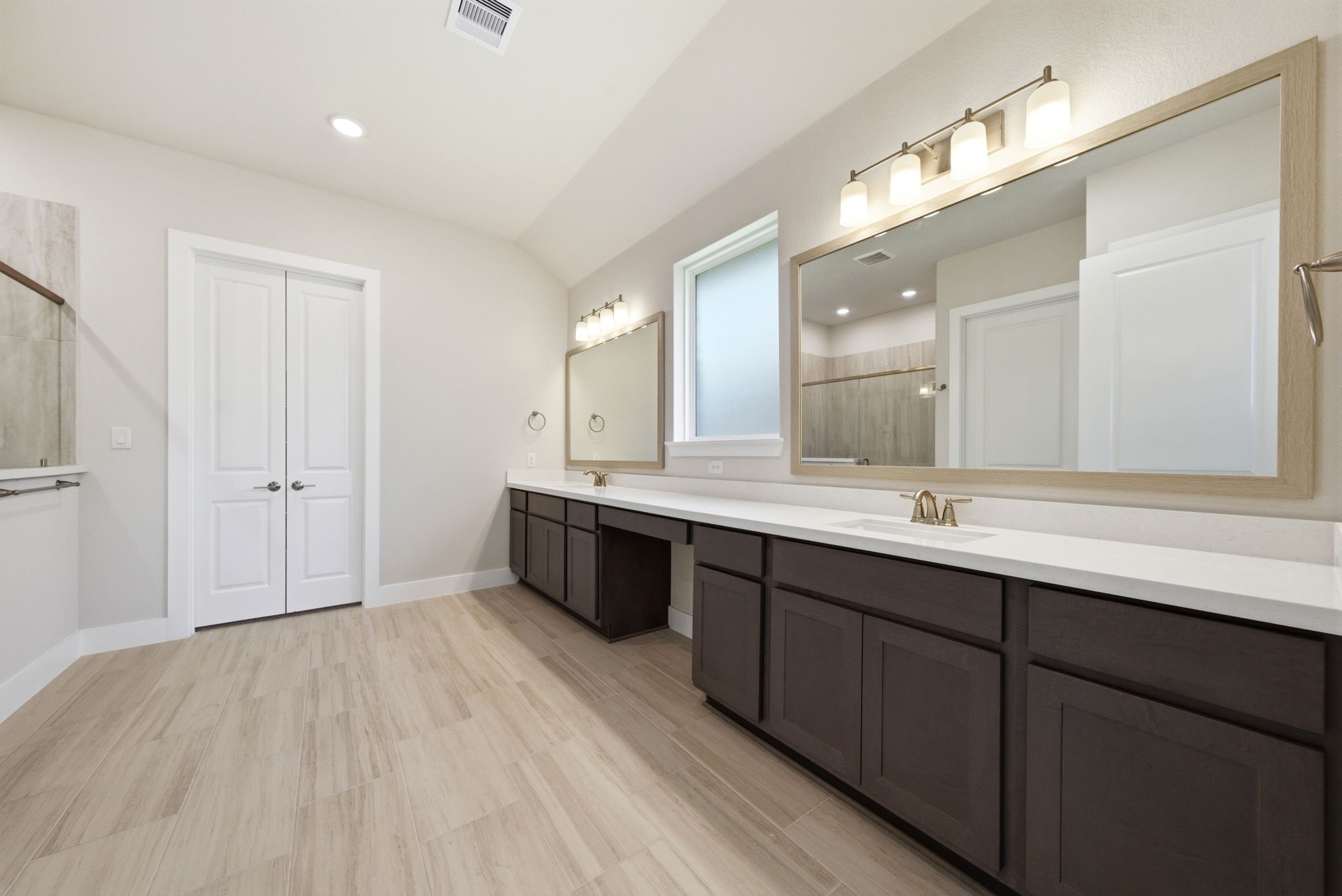 10025 Larkin Cove Property Photo 29
