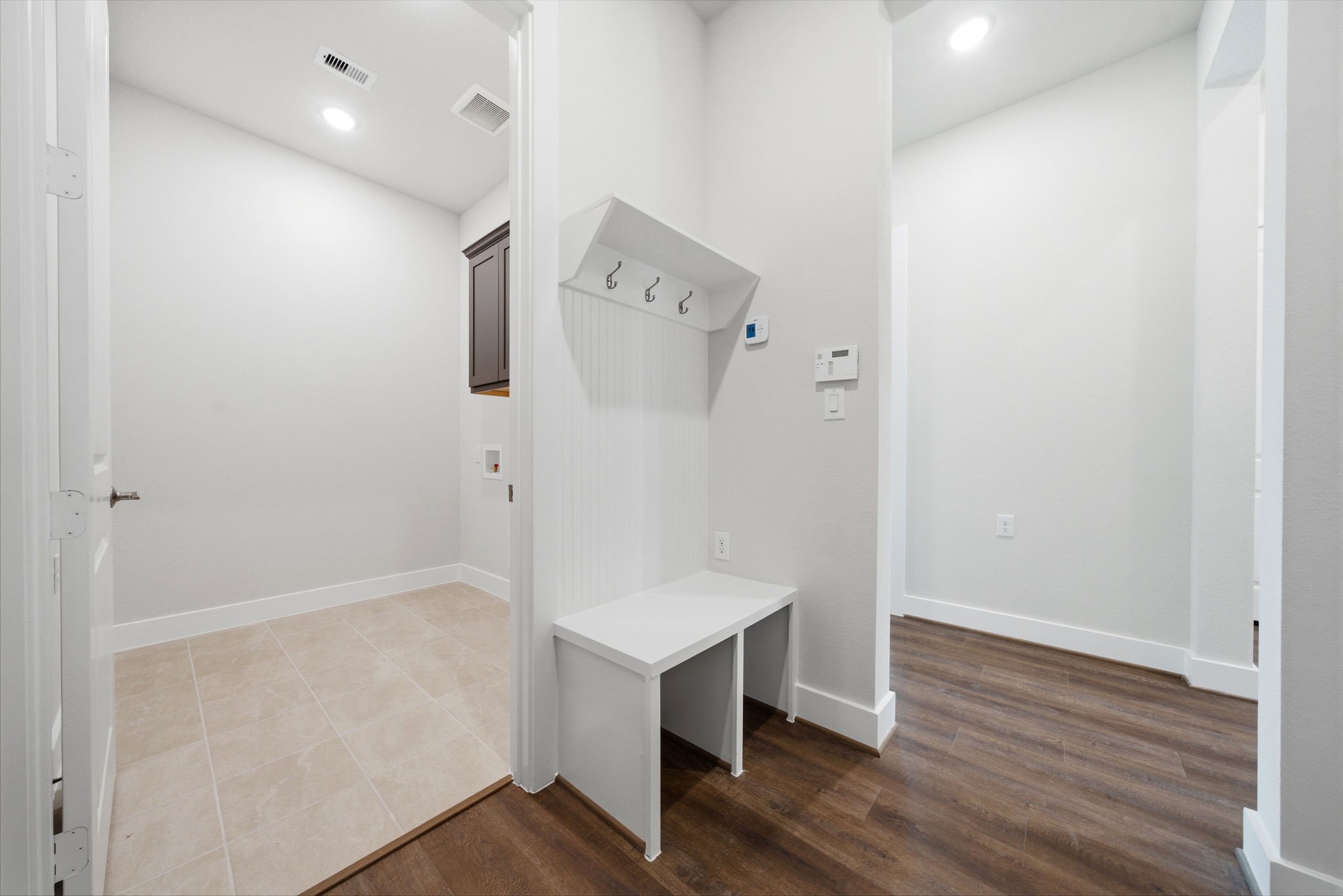 10025 Larkin Cove Property Photo 34