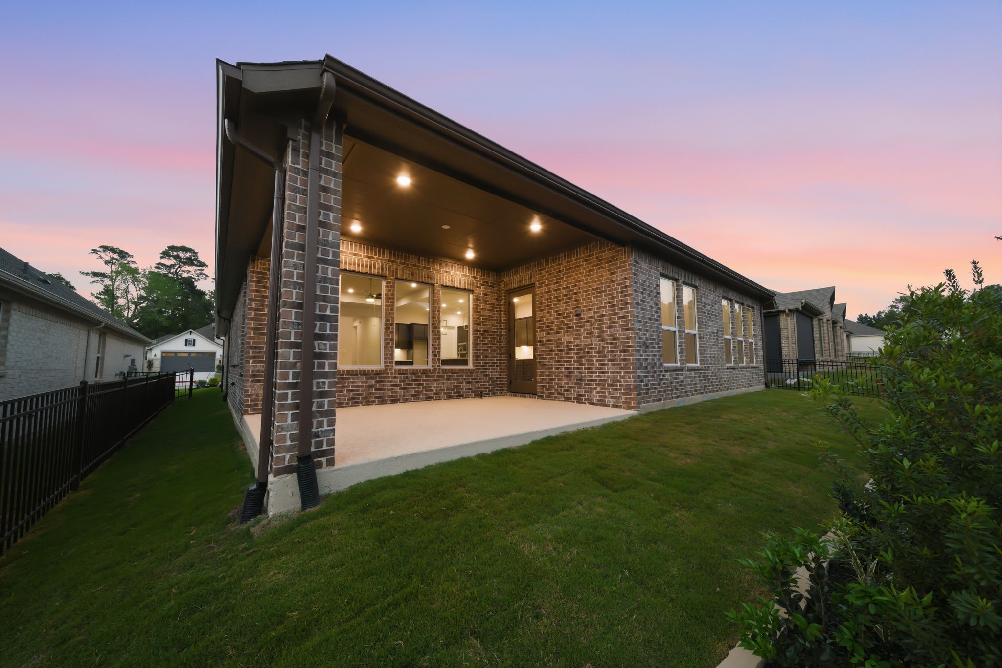 10025 Larkin Cove Property Photo 36