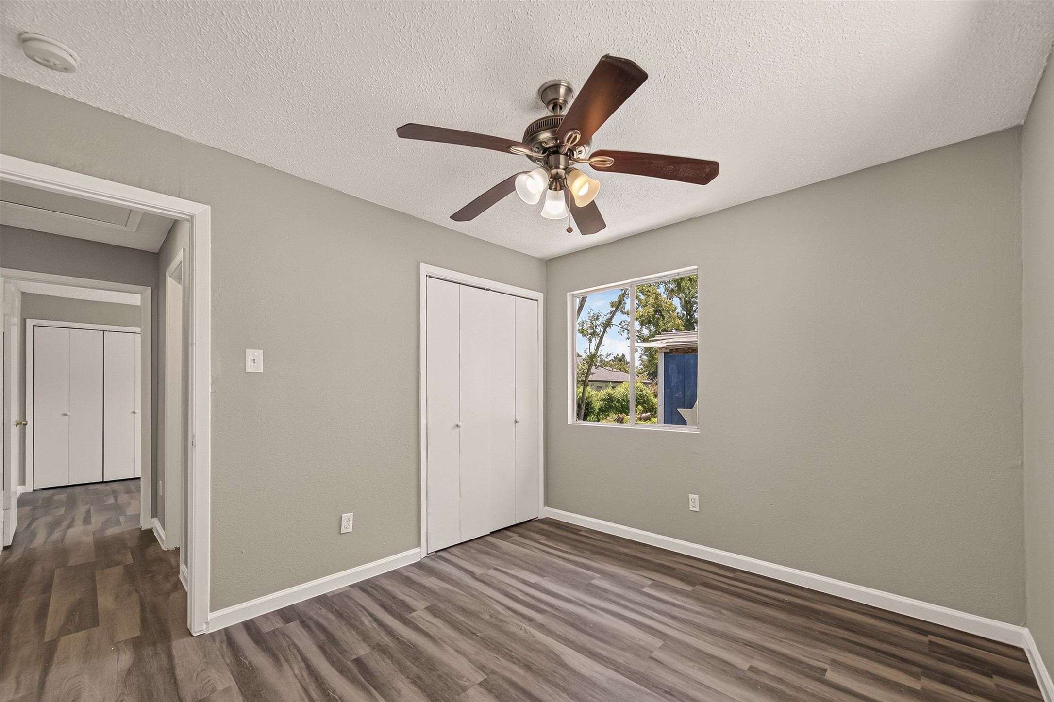 1089 Conklin Street Property Photo 16