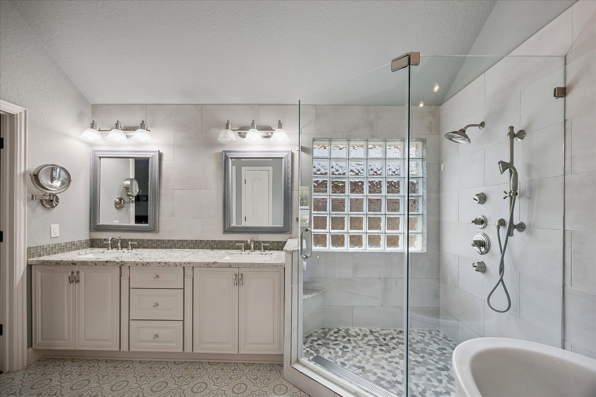 23107 Enchanted Cactus Drive Property Photo 20