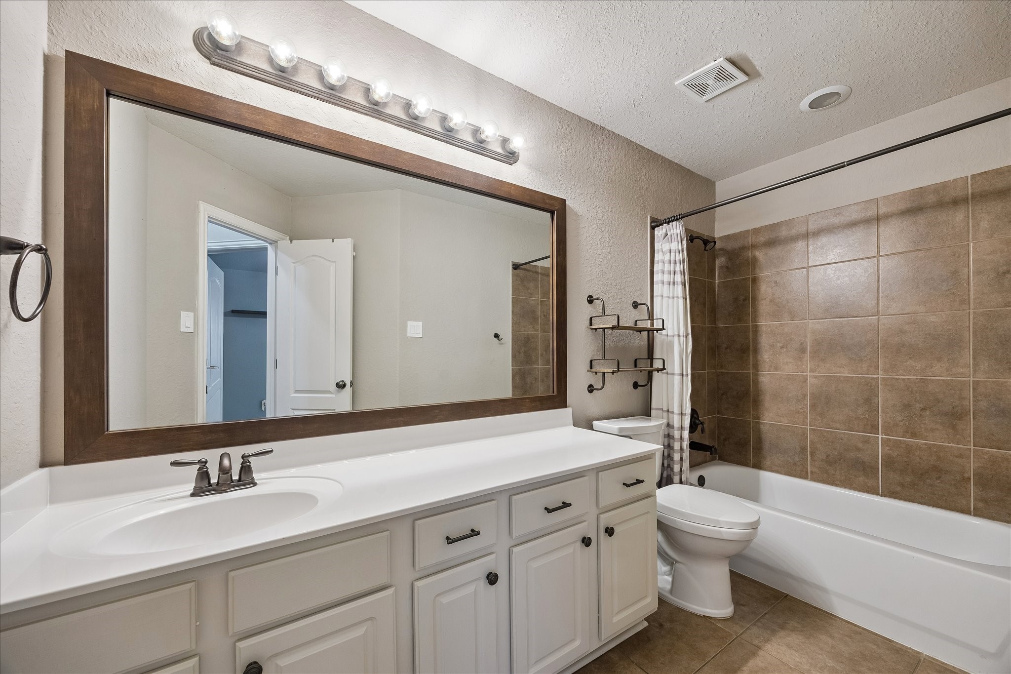 23107 Enchanted Cactus Drive Property Photo 25