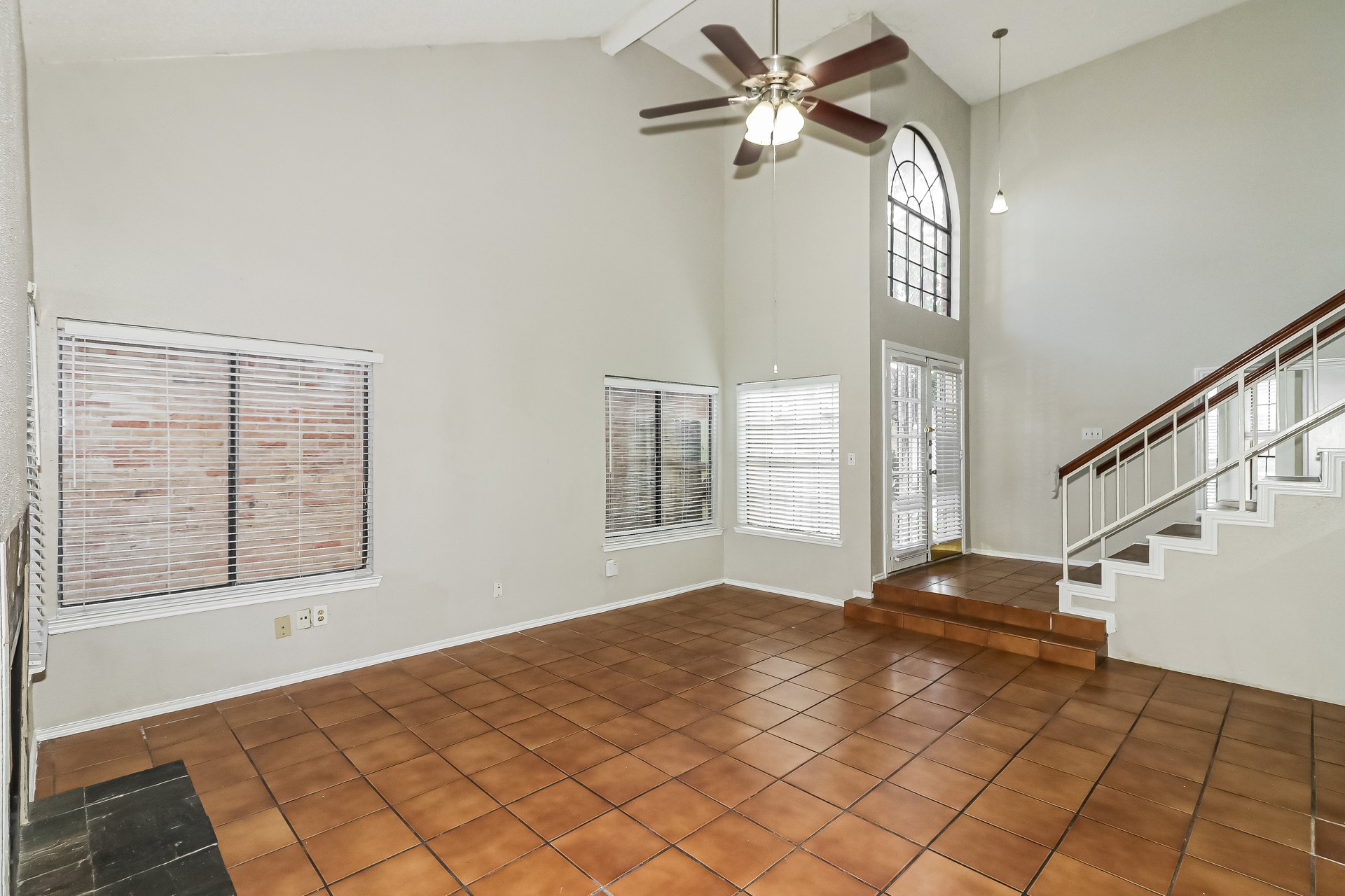 8603 Kinghaven Street Property Photo 3