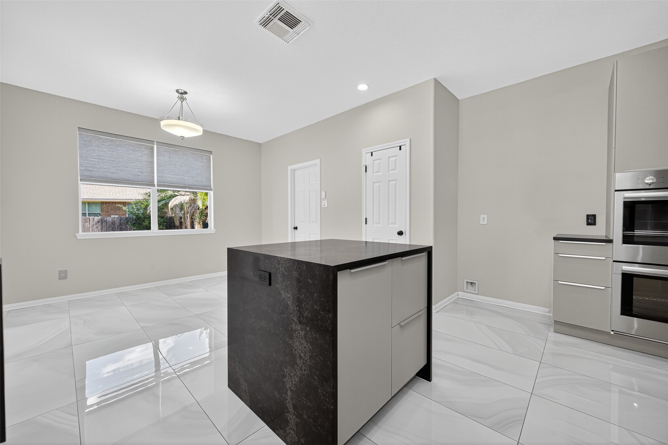1003 Alp Springs Court Property Photo 14