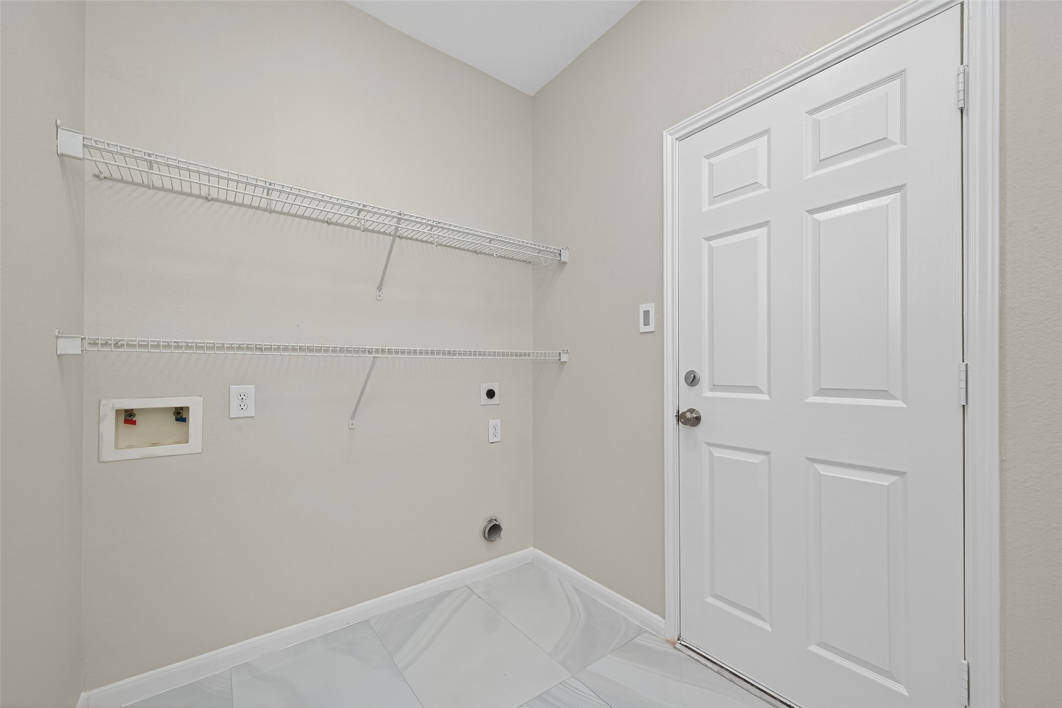 1003 Alp Springs Court Property Photo 18