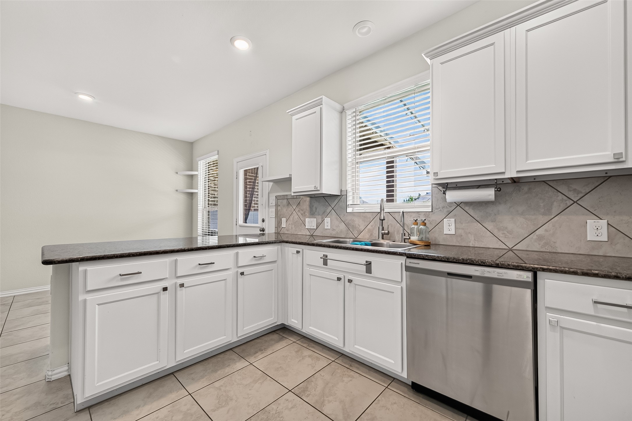 20223 Highfield Park Drive Property Photo 14