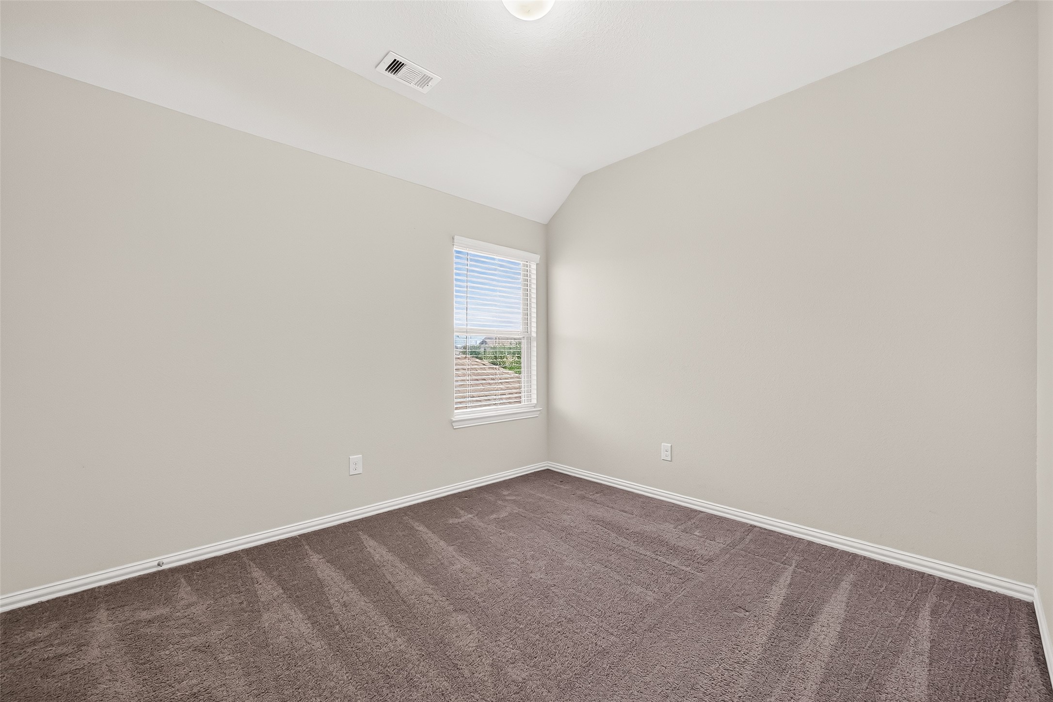 20223 Highfield Park Drive Property Photo 18