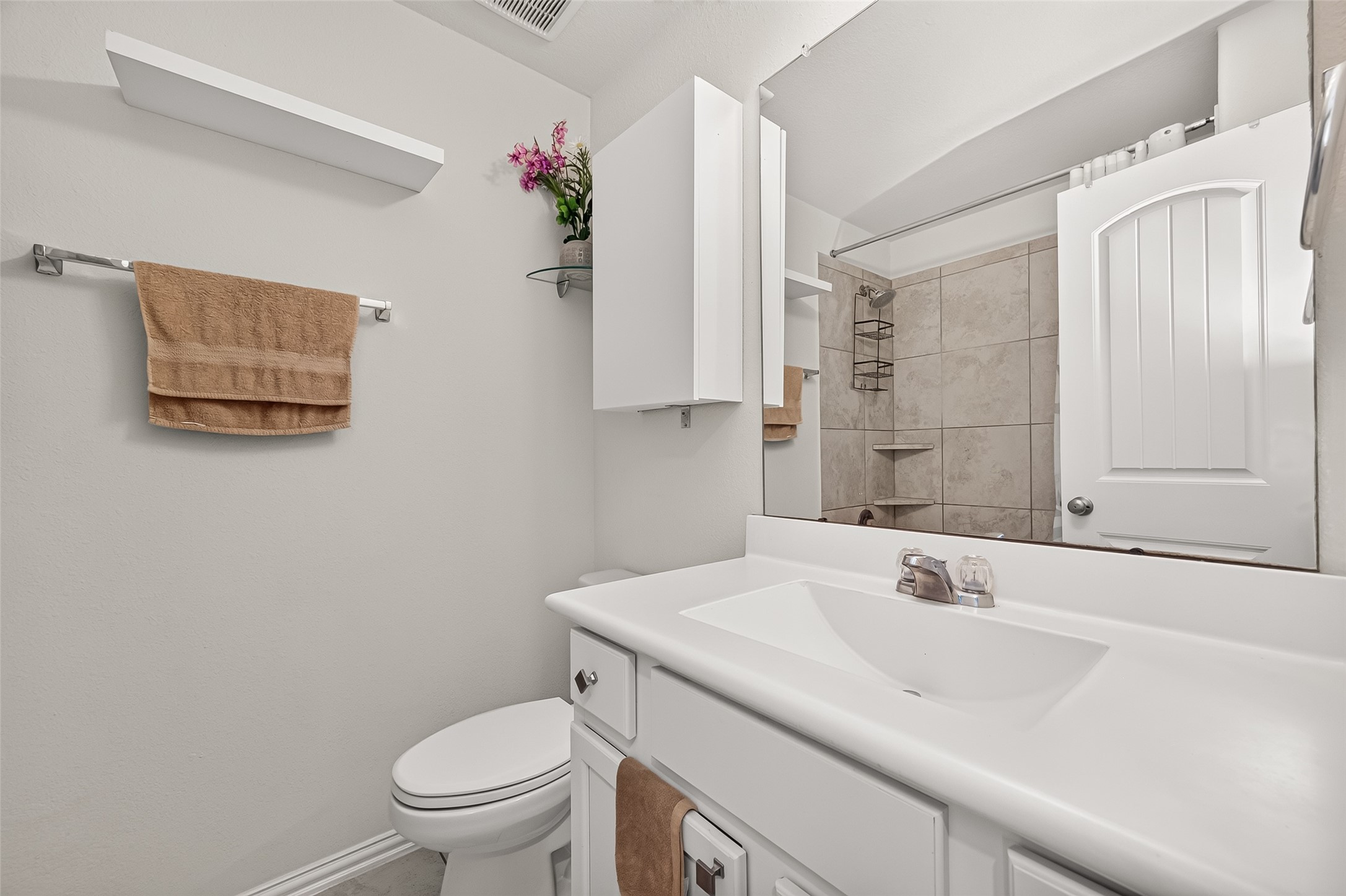 20223 Highfield Park Drive Property Photo 20
