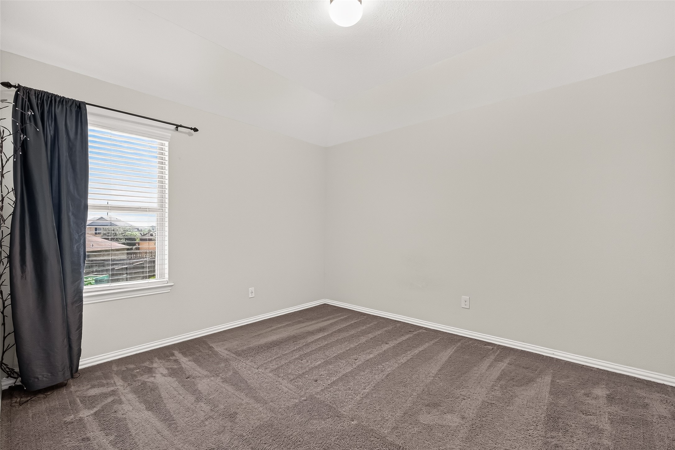 20223 Highfield Park Drive Property Photo 23