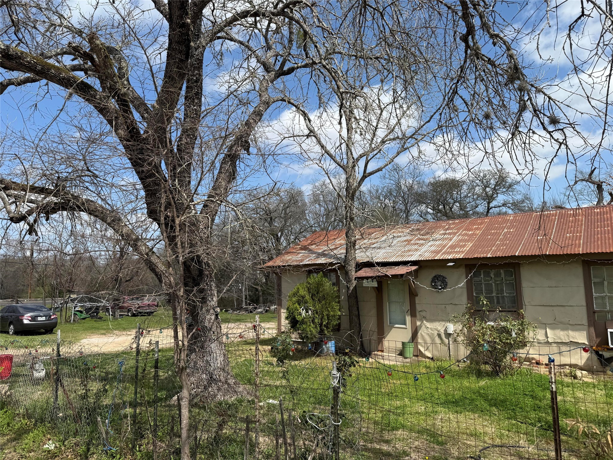 1614 Robeson Street Property Photo