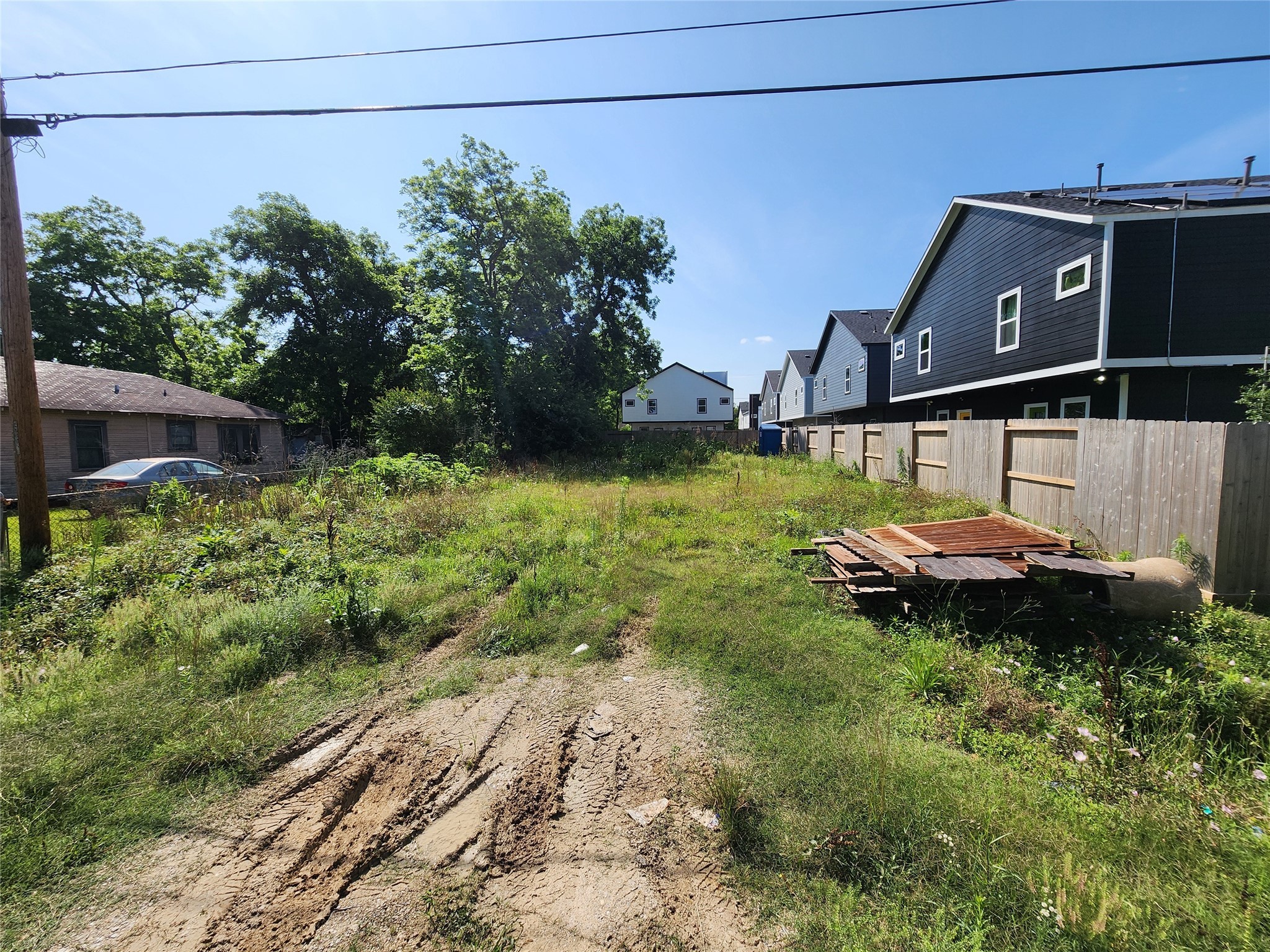 991/993 South Lane Property Photo 1