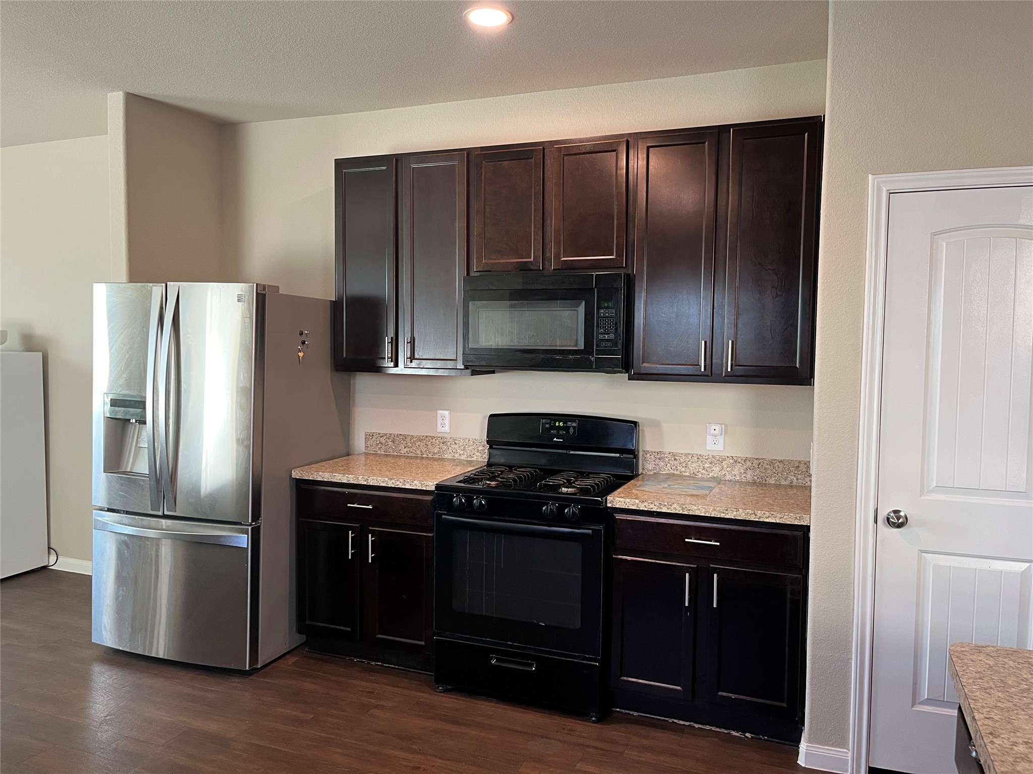 17275 Quiet Song Court Property Photo 8