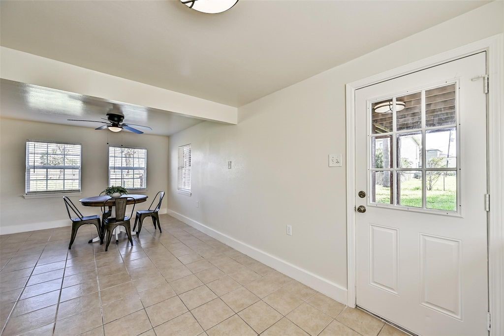 1029 62nd St Street Property Photo 24