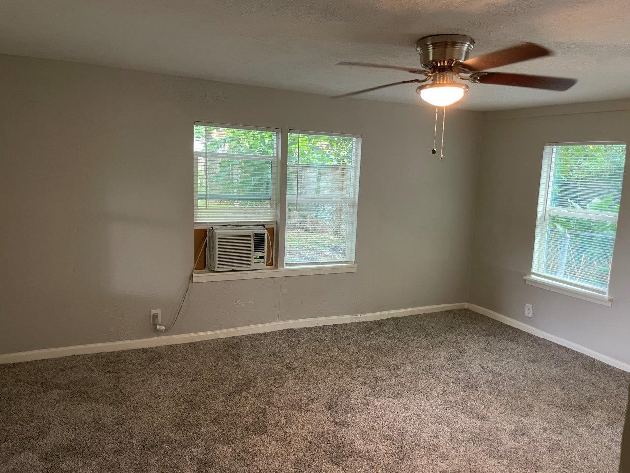 4743 6th Street Property Photo 14