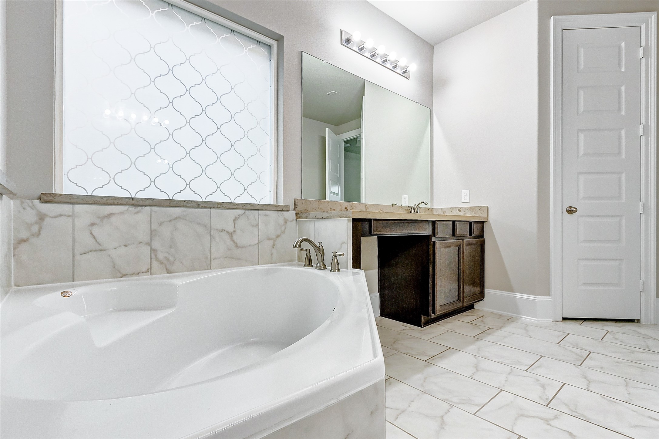 32630 Turning Springs Drive Property Photo 22