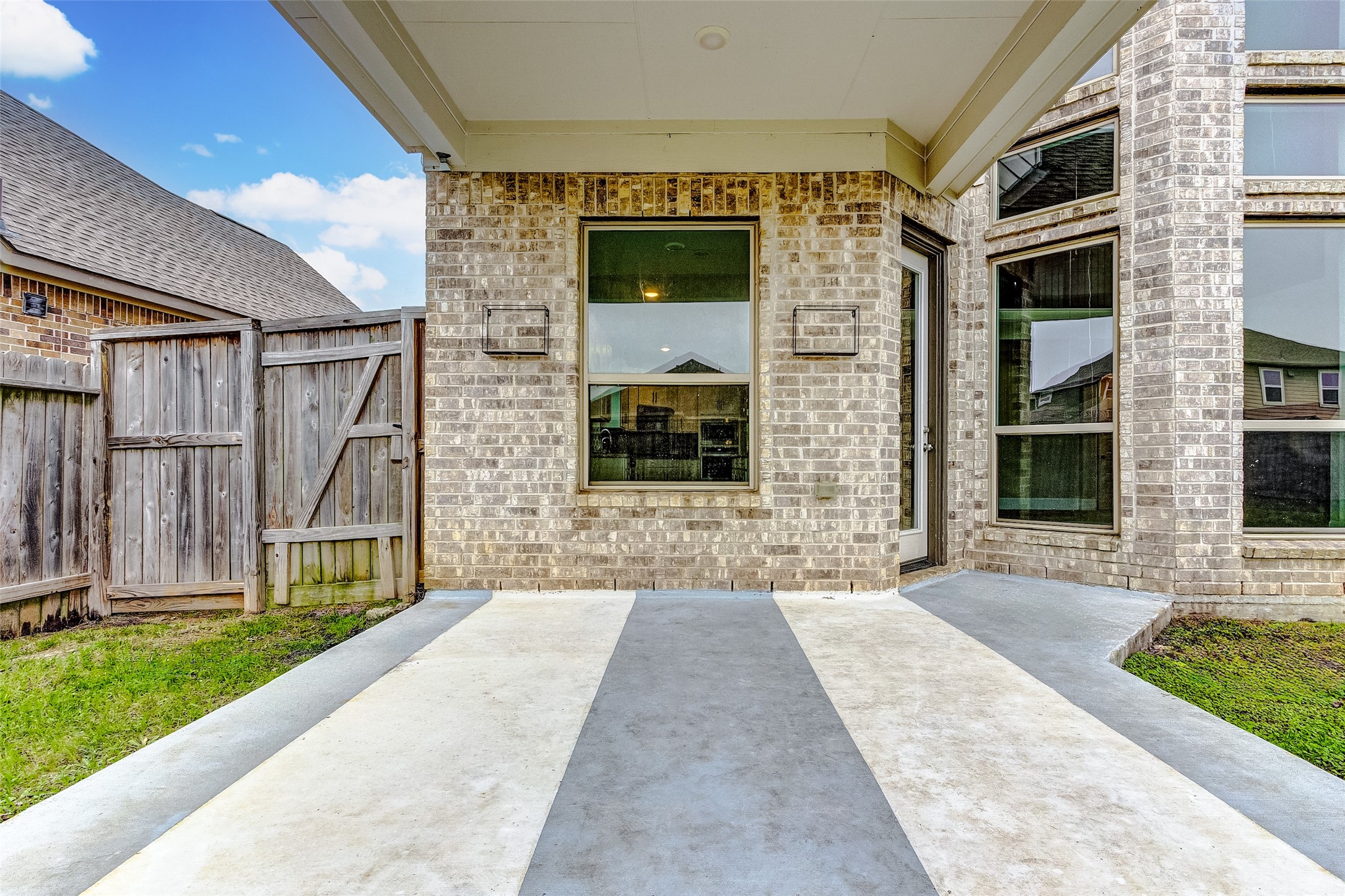 32630 Turning Springs Drive Property Photo 30