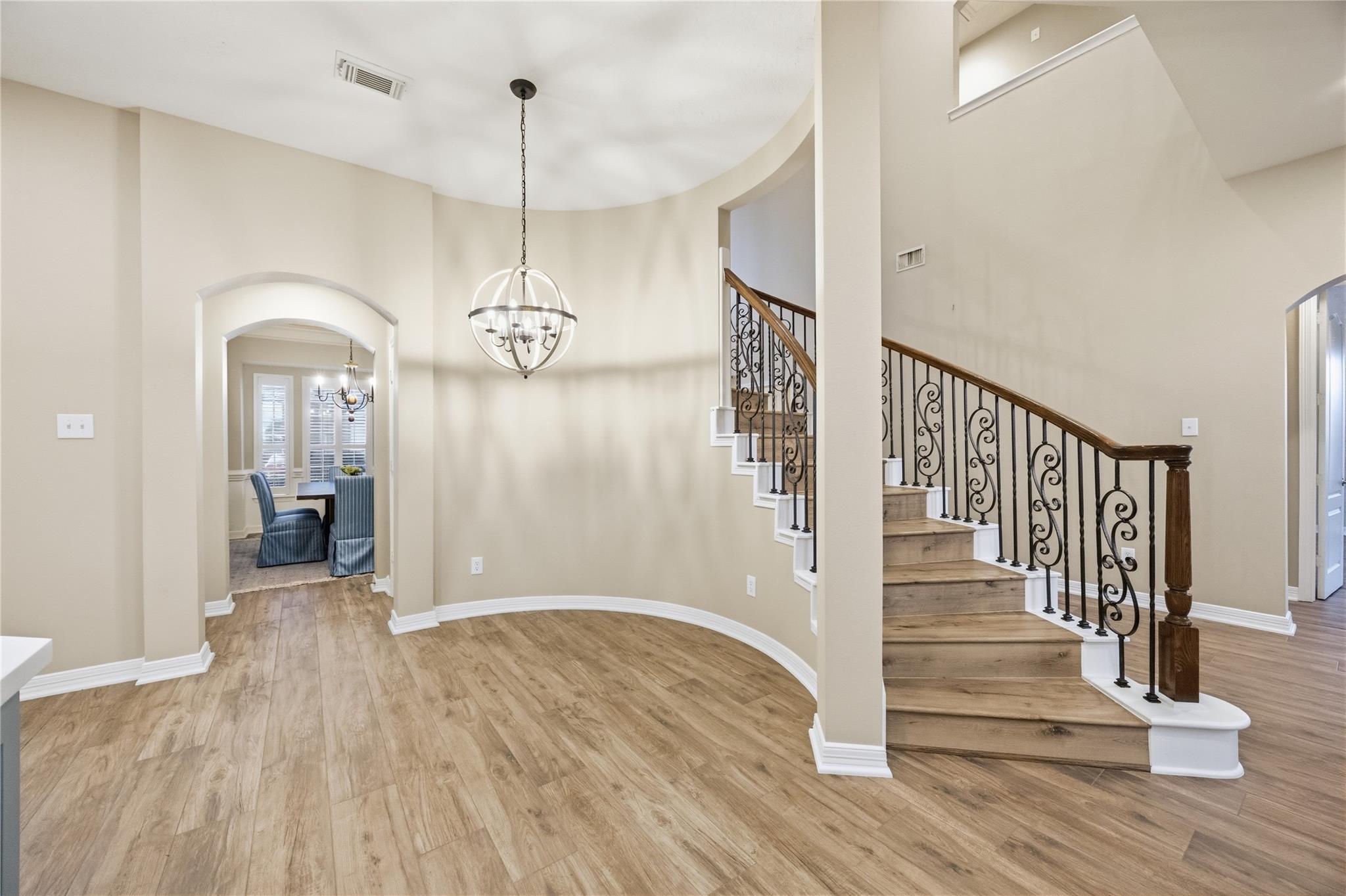 14003 Southern Spring Lane, Houston Tx 77044 Property Photo 13