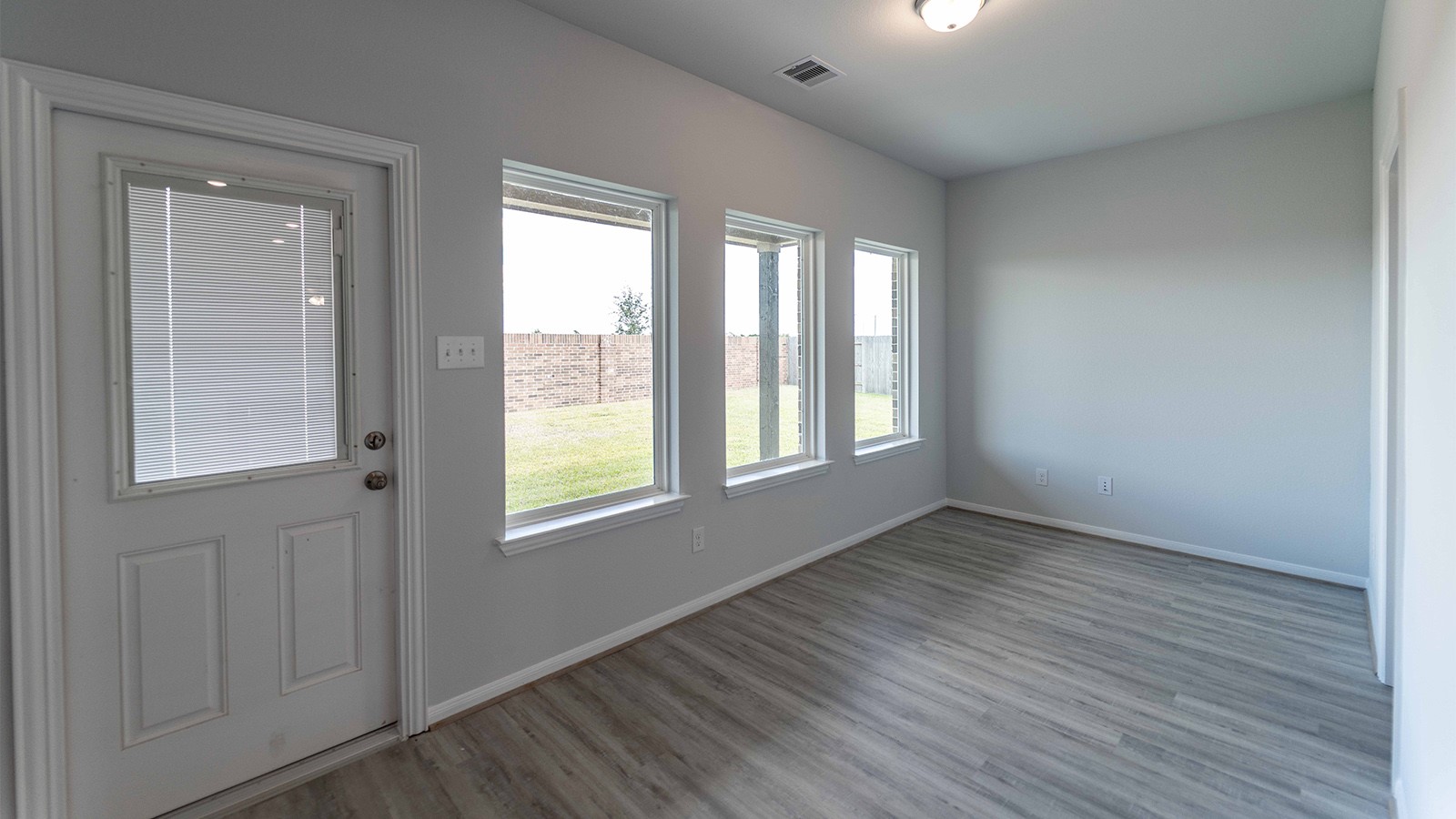 1731 Warm Breeze Drive Property Photo 14