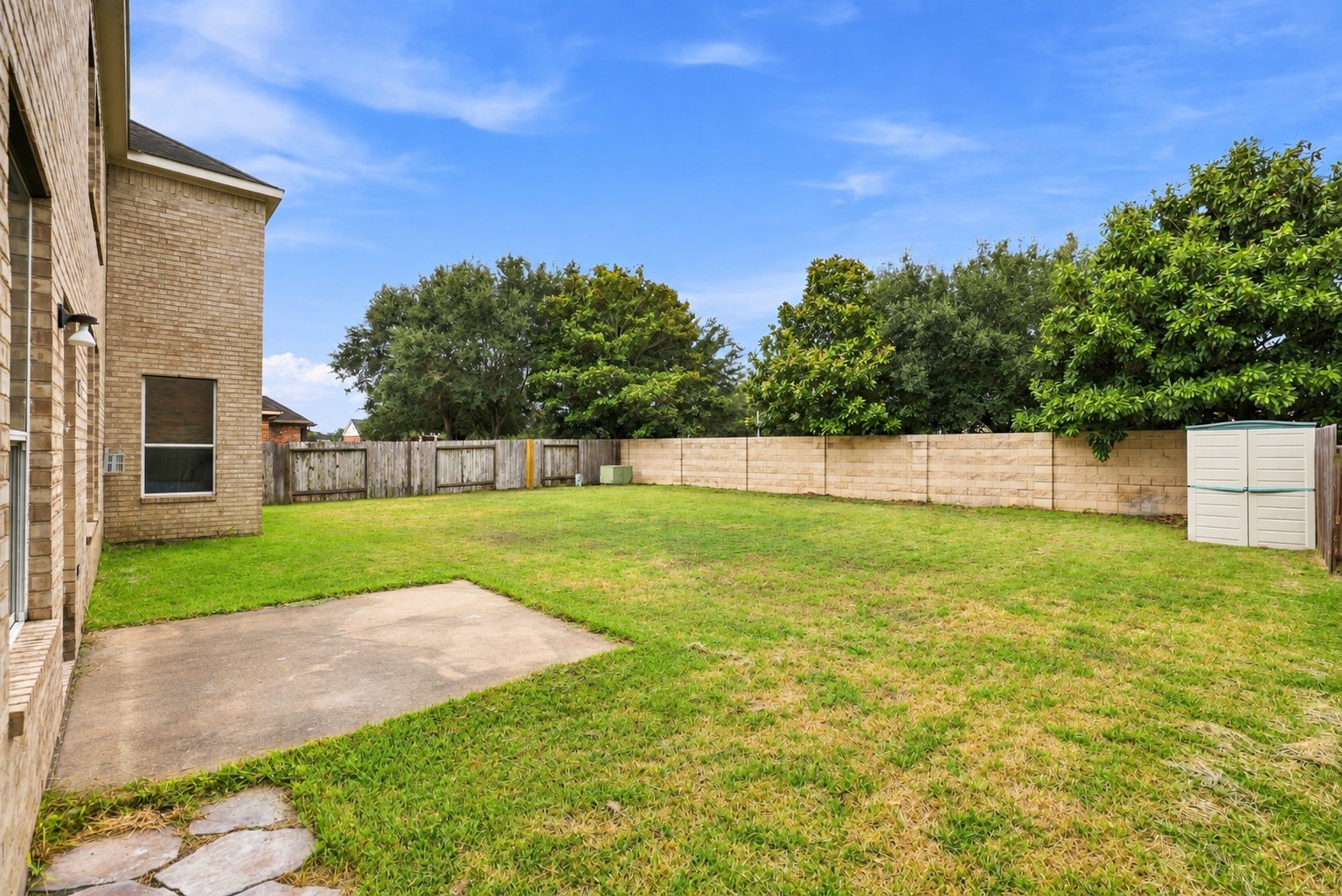 11107 Canyon Crossing Lane Property Photo 18