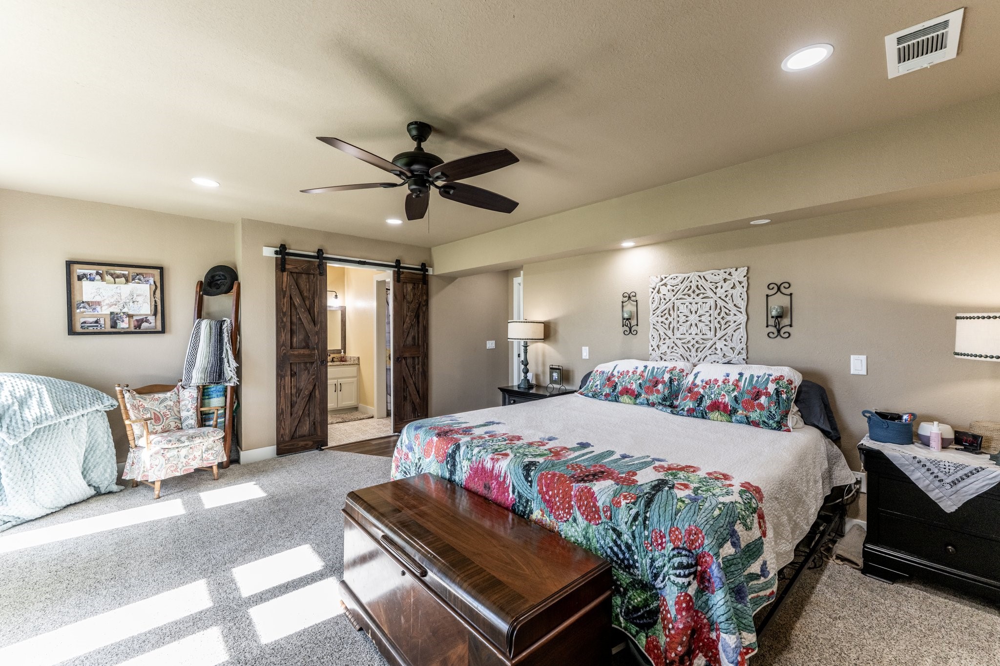 145 Private Road 5749 Property Photo 6