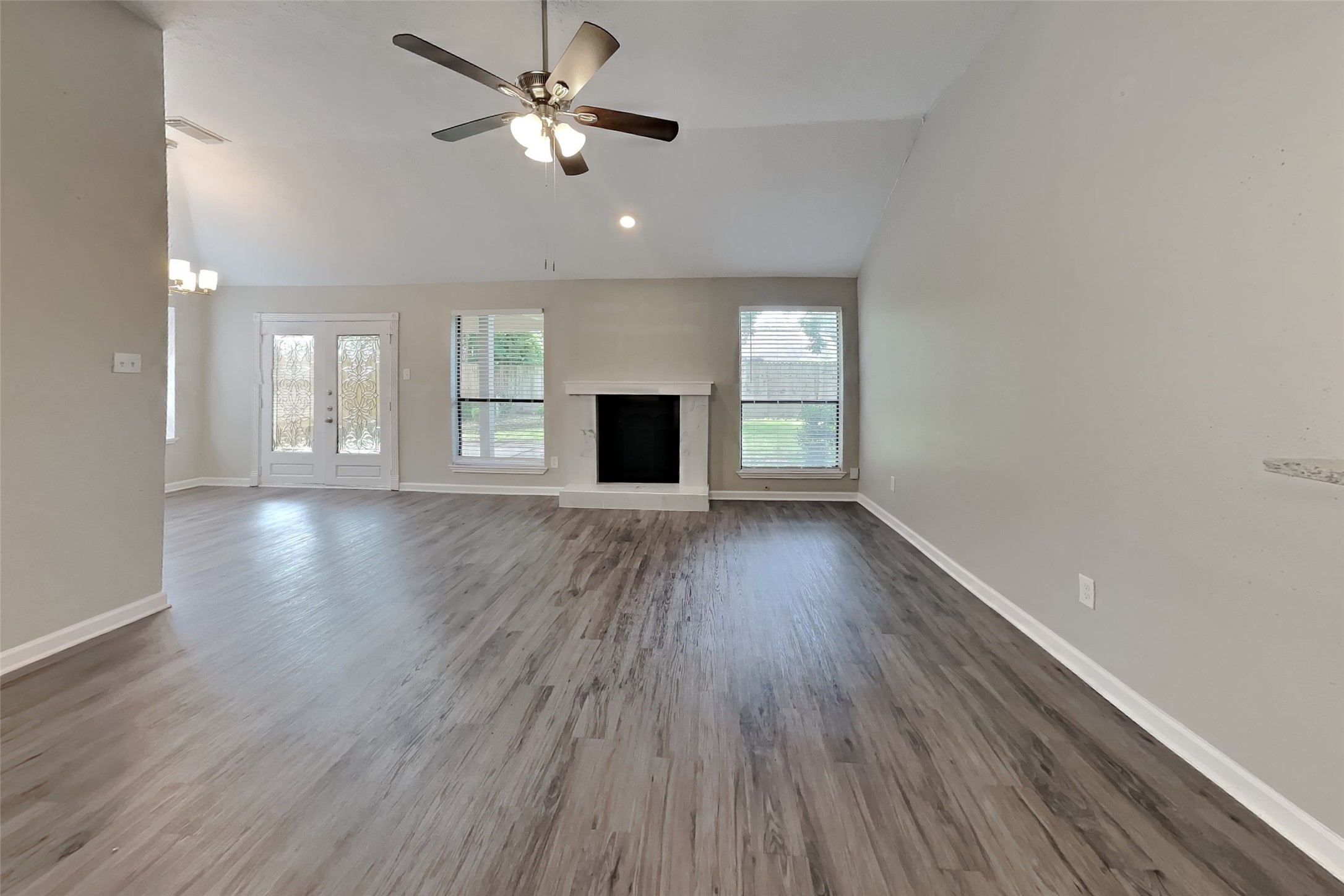 8155 Big Oak Trail Drive Property Photo 2