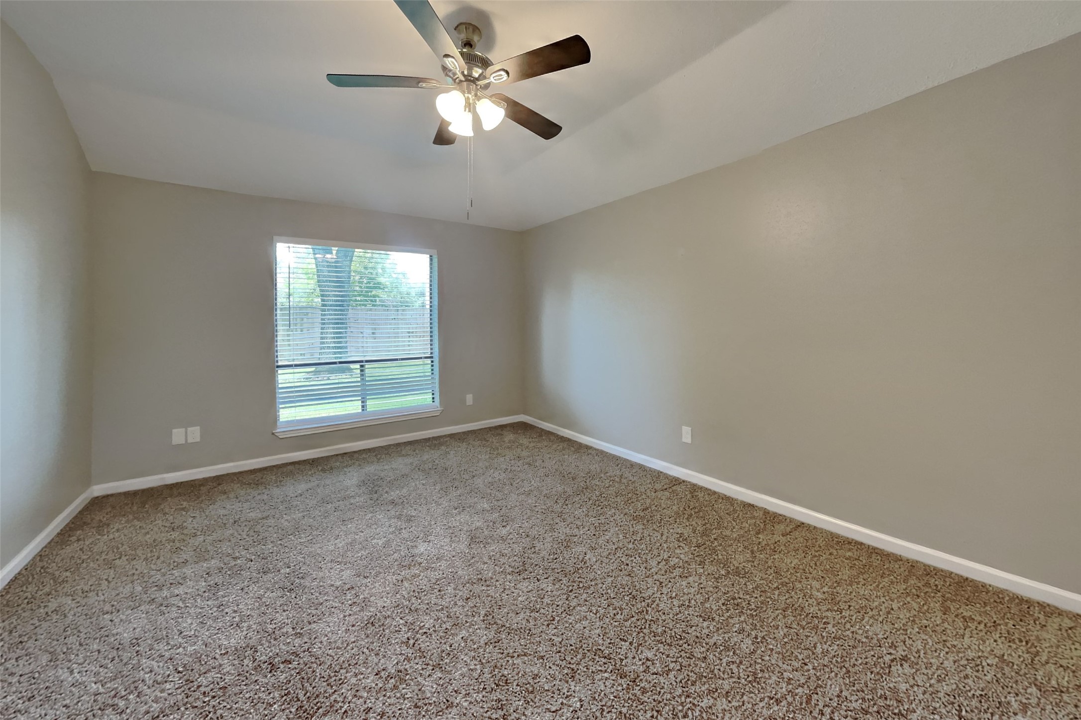 8155 Big Oak Trail Drive Property Photo 7