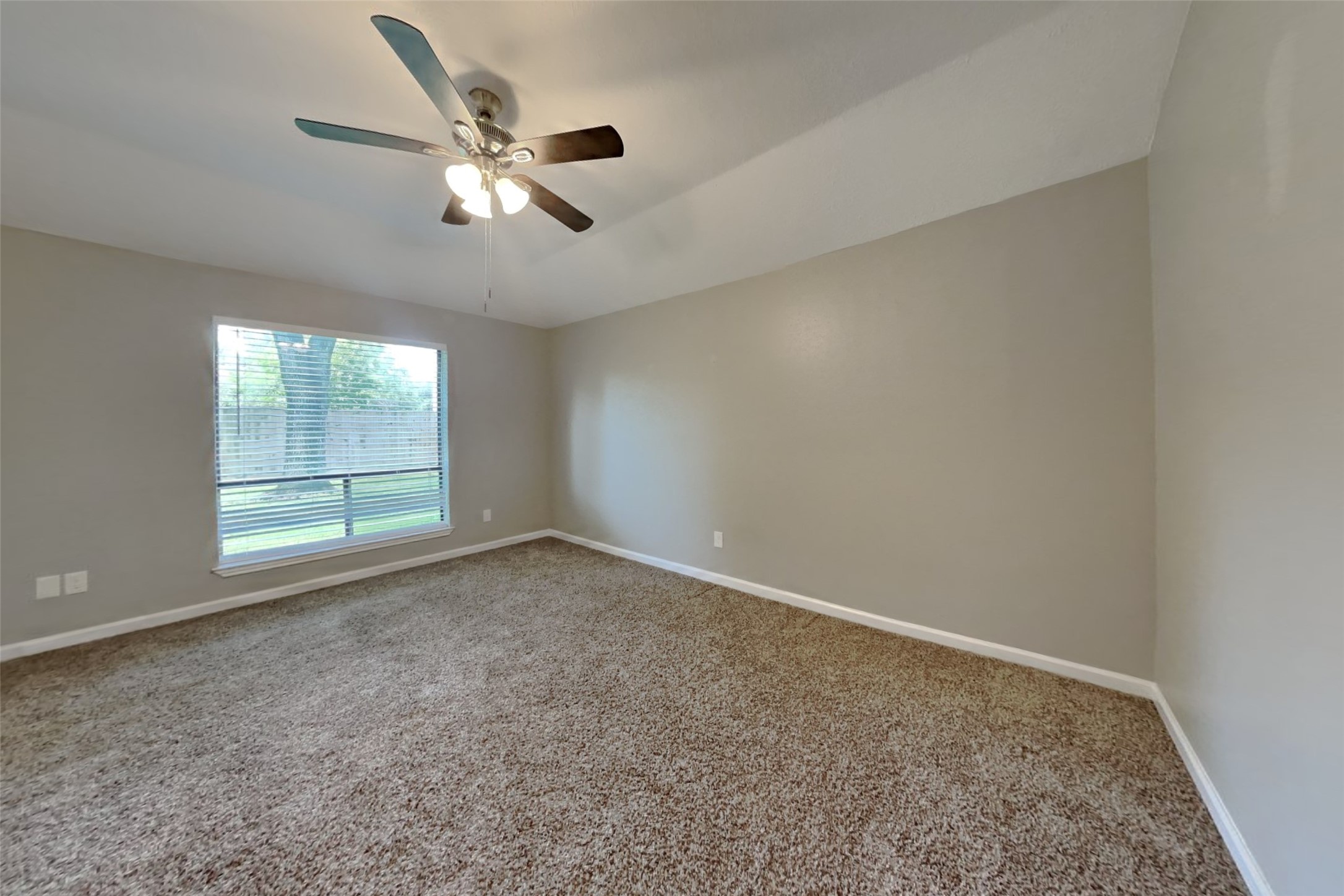 8155 Big Oak Trail Drive Property Photo 9