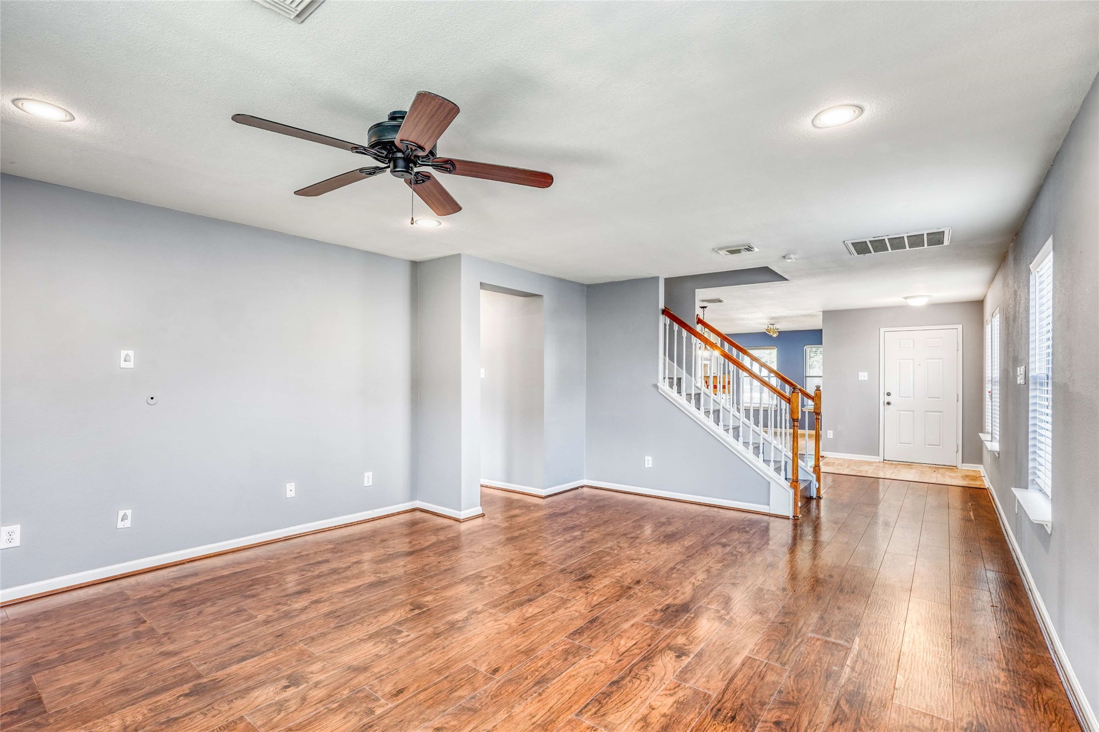 19039 Remington Park Drive Property Photo 9