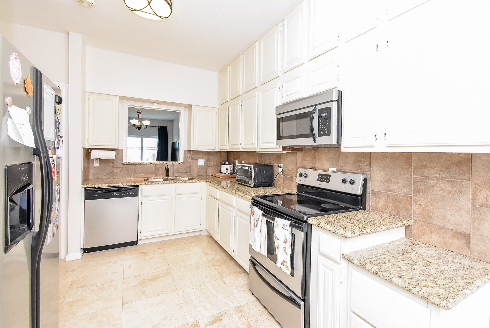 1044 Augusta Drive 1044 Property Photo 5