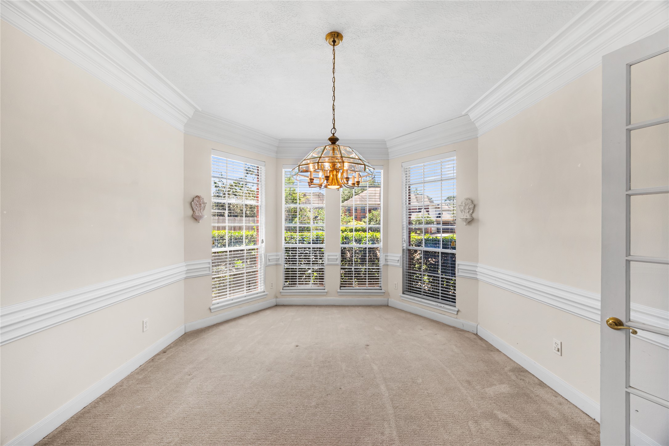 17210 Silverthorne Lane Property Photo 11