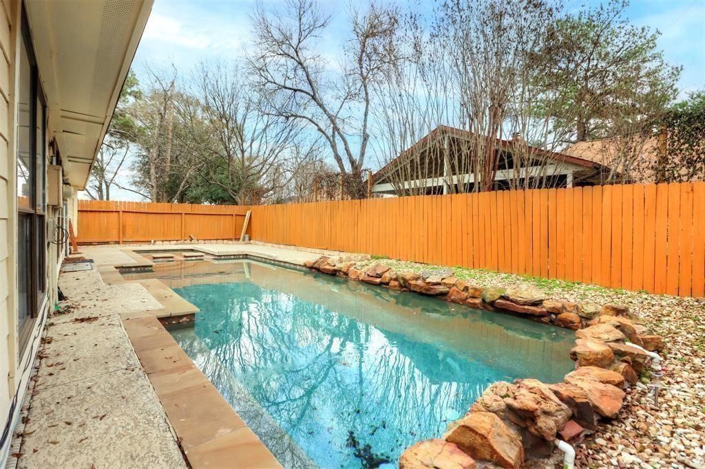 21102 Marcin Drive Property Photo 11