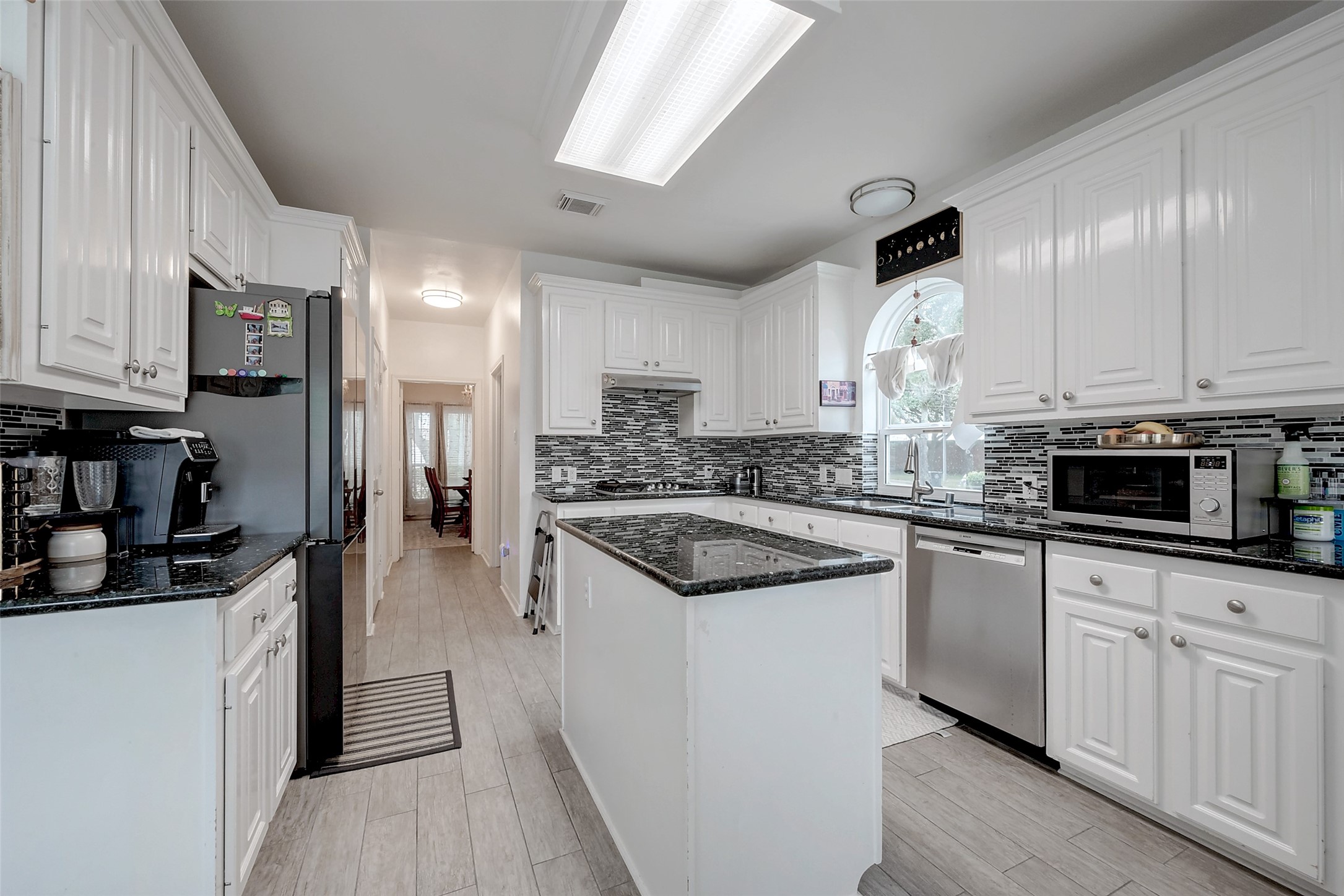 4706 April Meadow Way Property Photo 15
