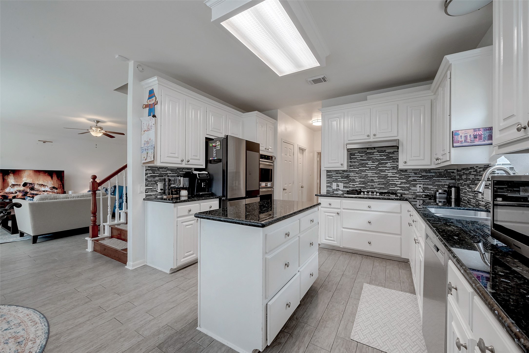 4706 April Meadow Way Property Photo 16