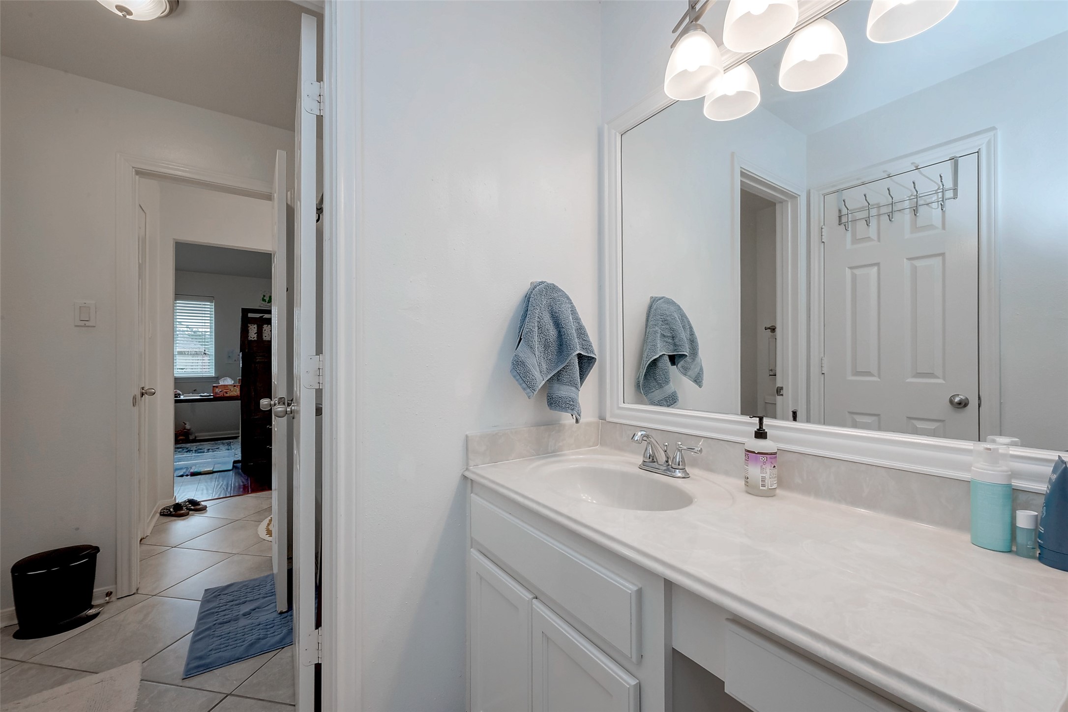 4706 April Meadow Way Property Photo 31