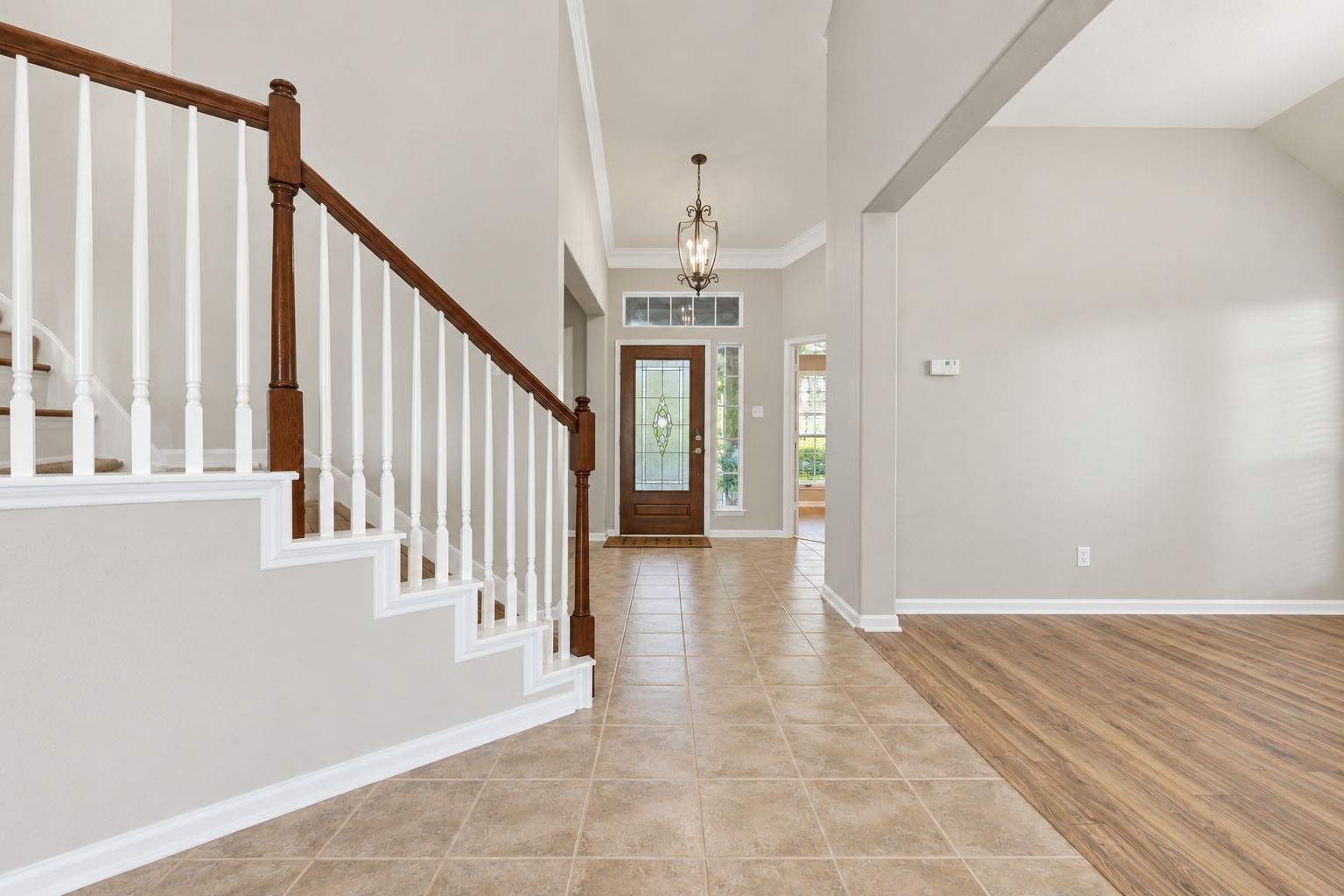 4719 Waterhaven Lane Property Photo 3